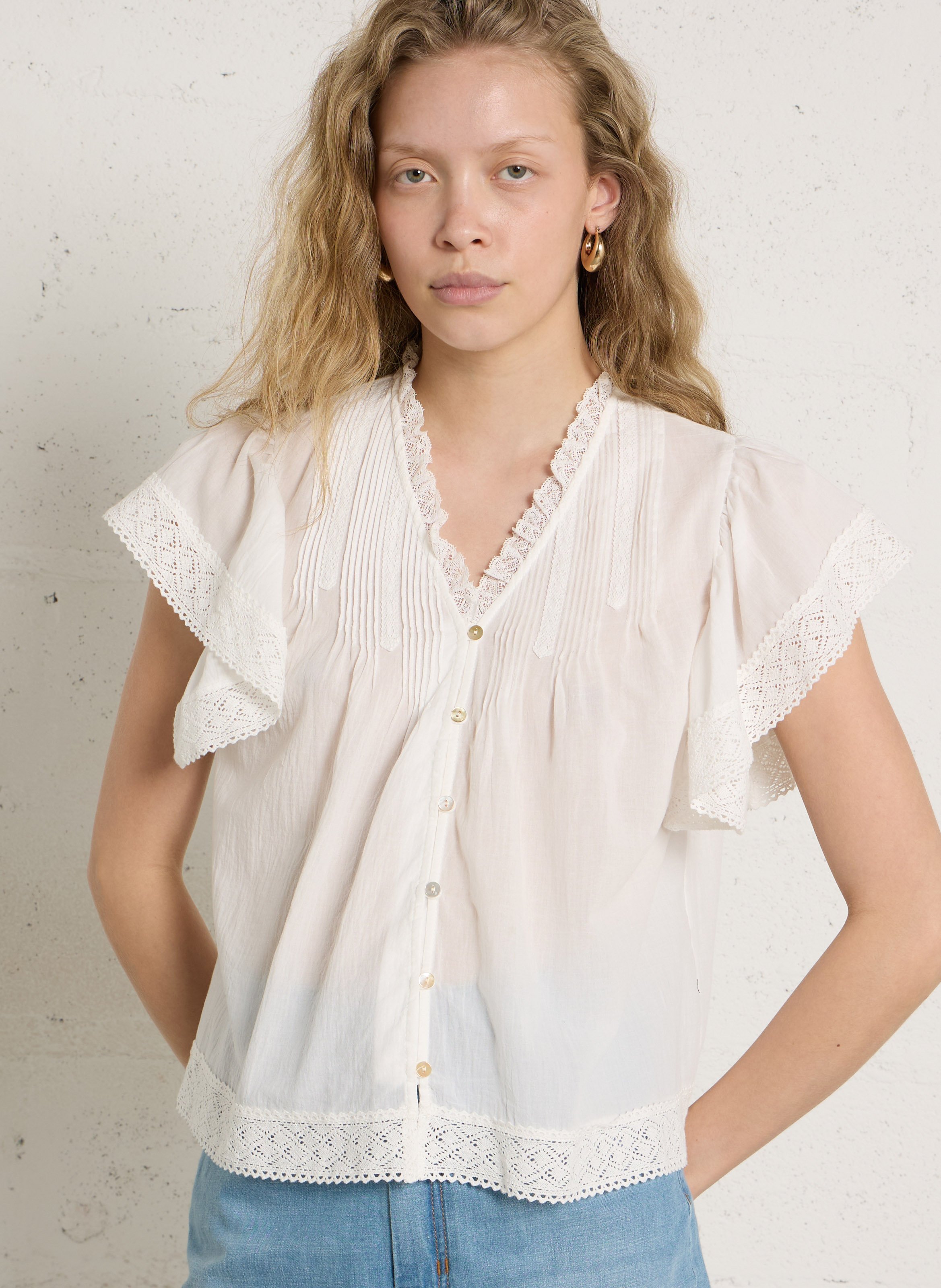 Lace short-sleeve top THE KORNER White