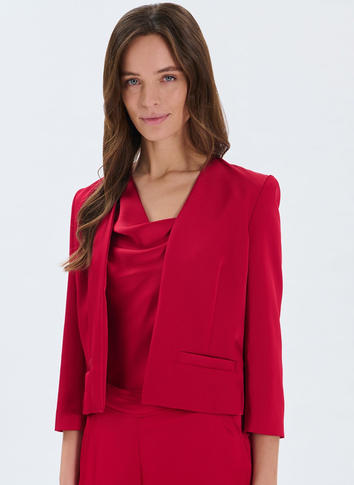 Kort aansluitend jasje ZAPA Rood