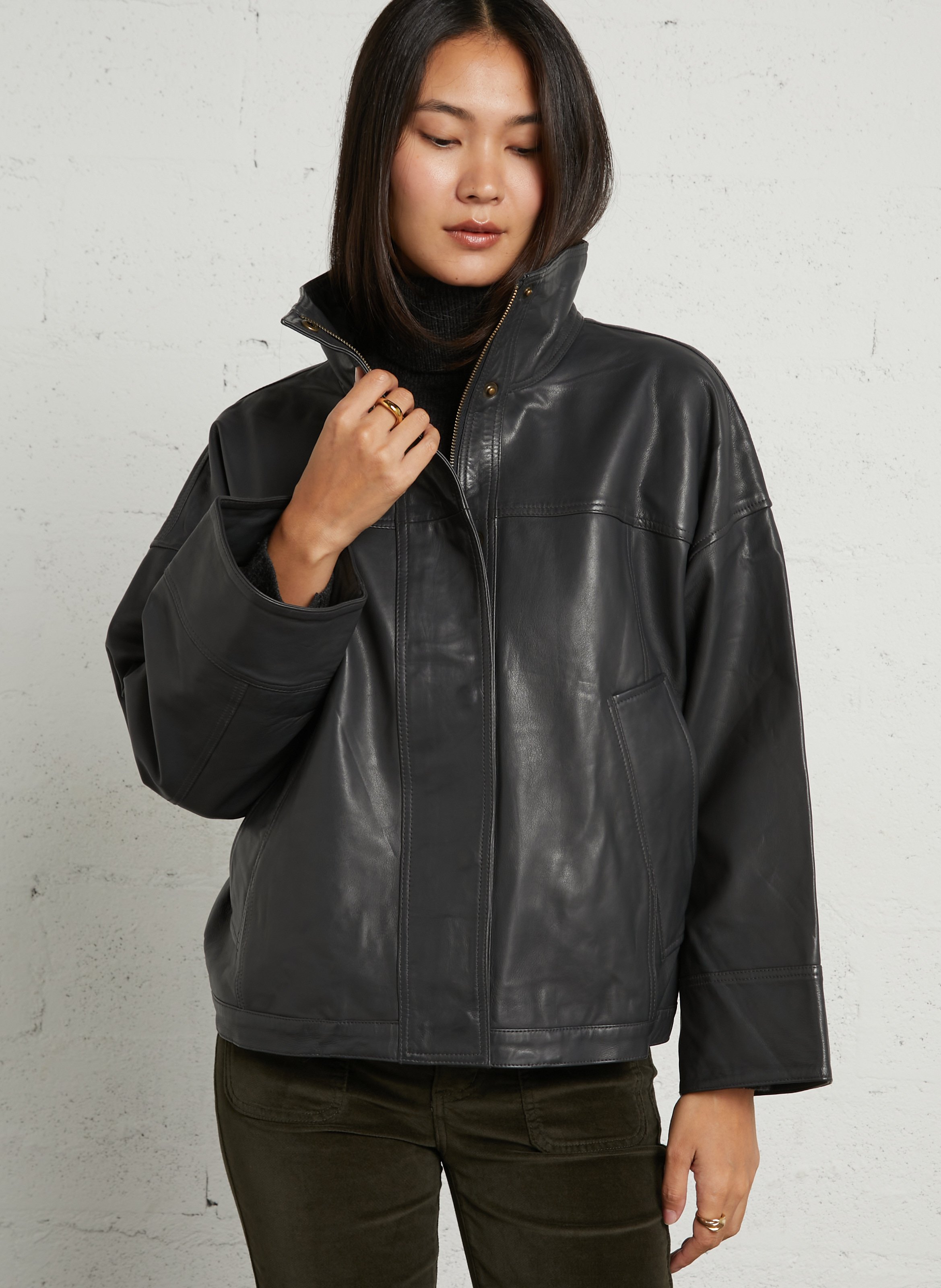 Lederjacke mit weitem Stehkragen BELLEPIECE Grau