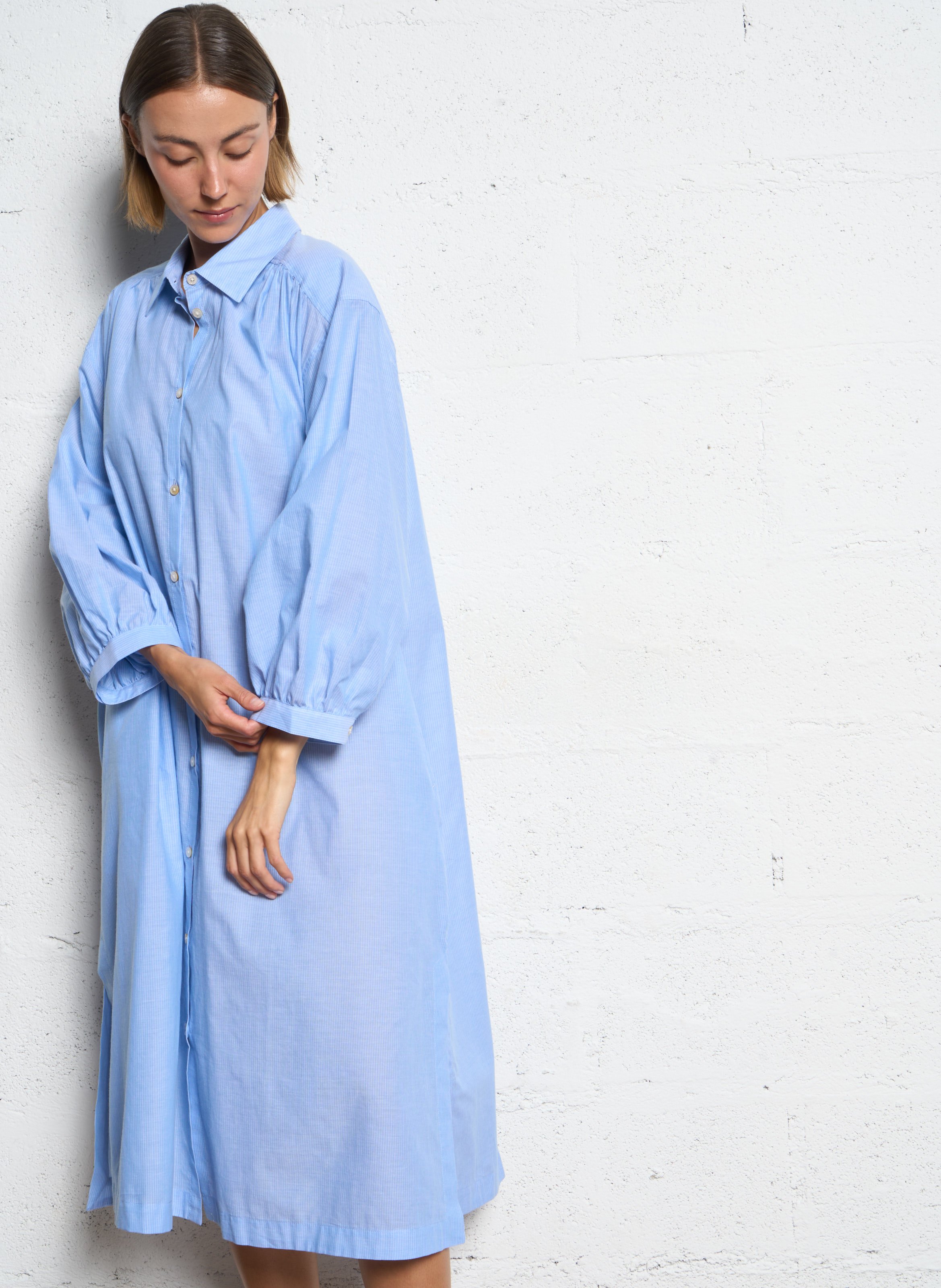 Halflange, gestreepte overhemdjurk RUE DE TOKYO Blauw