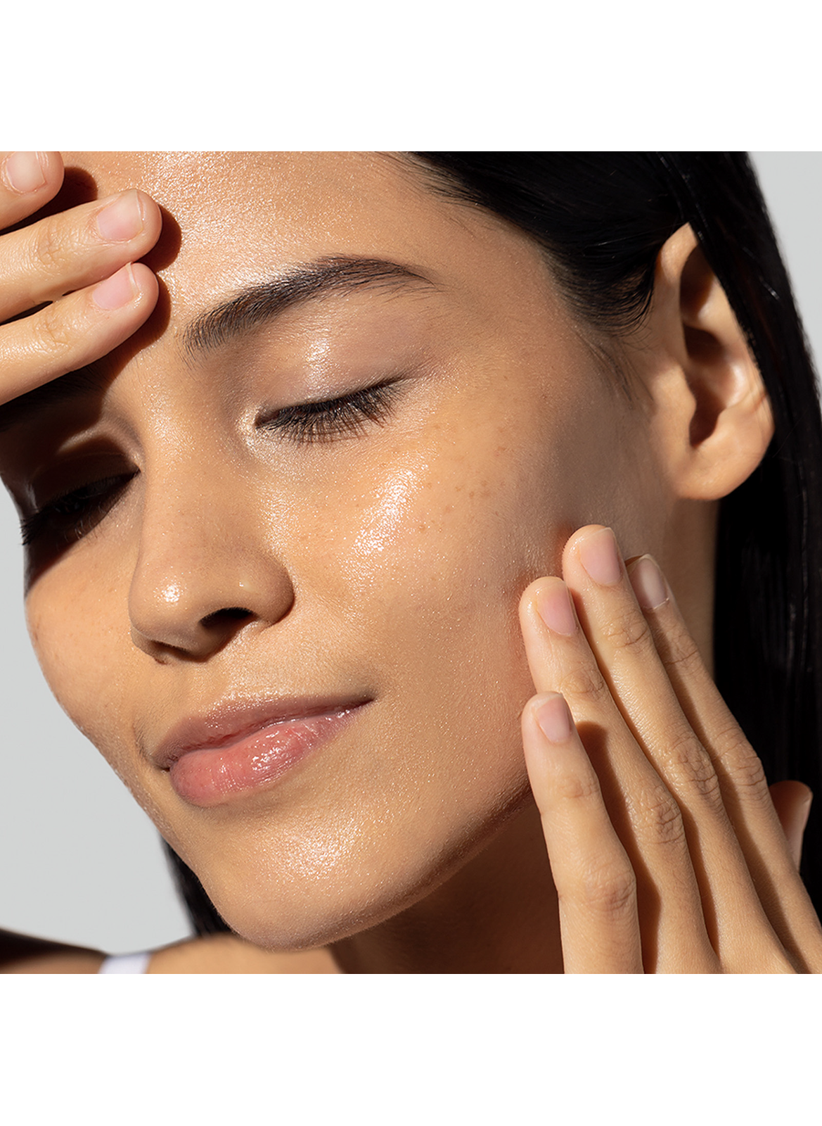 Biolumin-C Gel Moisturizer DERMALOGICA No color