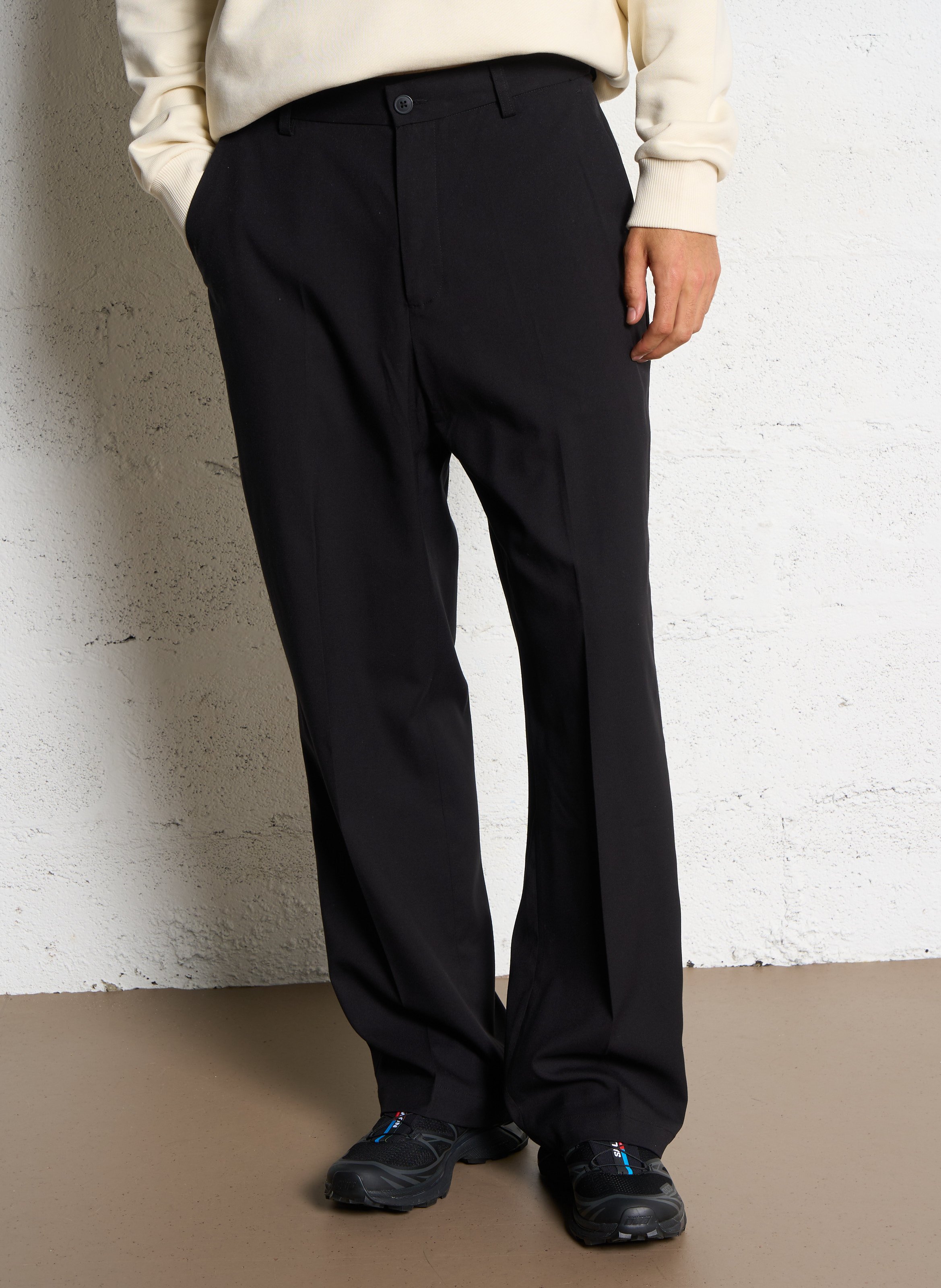 Bundfaltenhose LES DEUX Schwarz