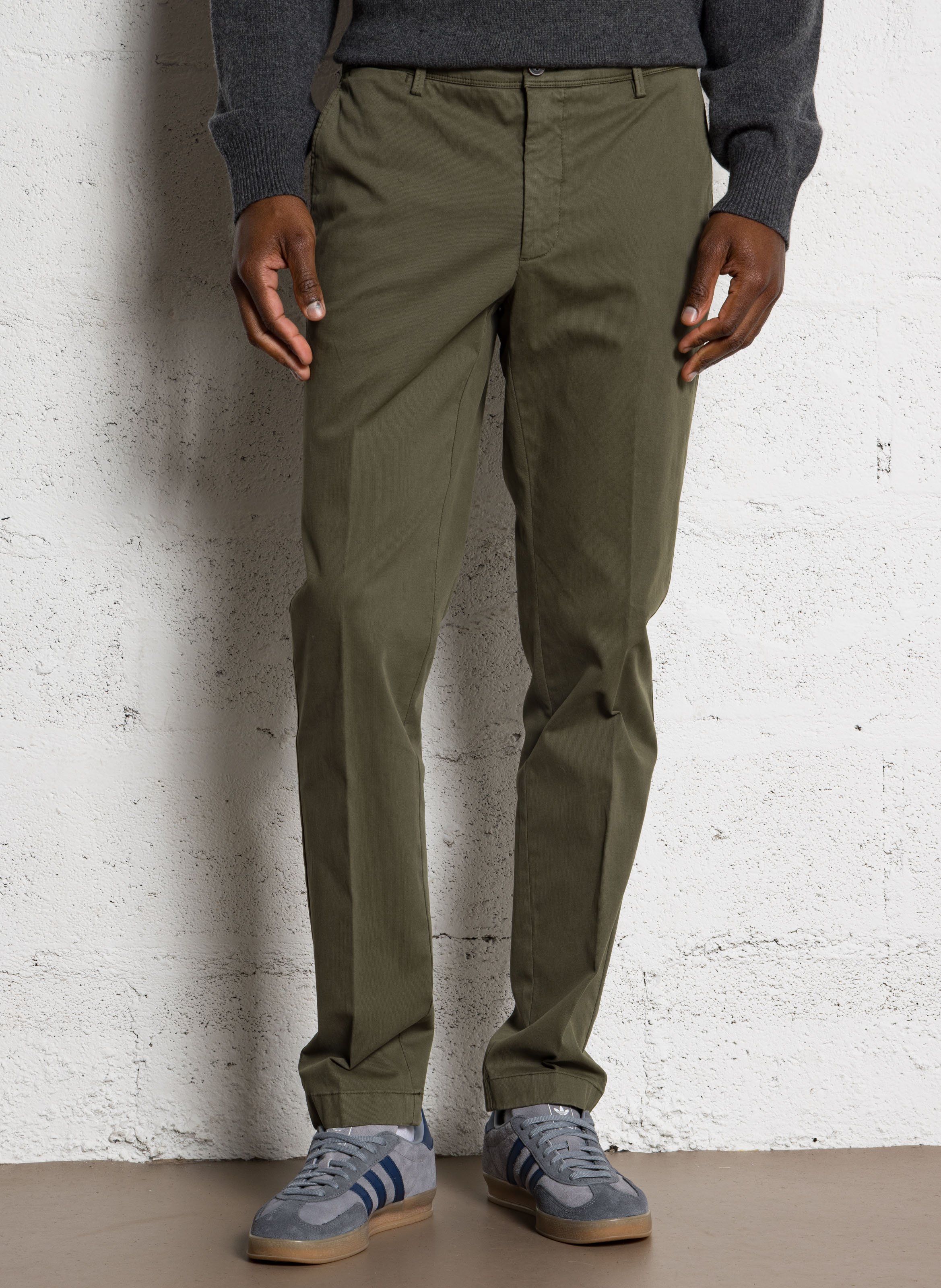 Schmale Hose aus Baumwollmischgewebe HACKETT