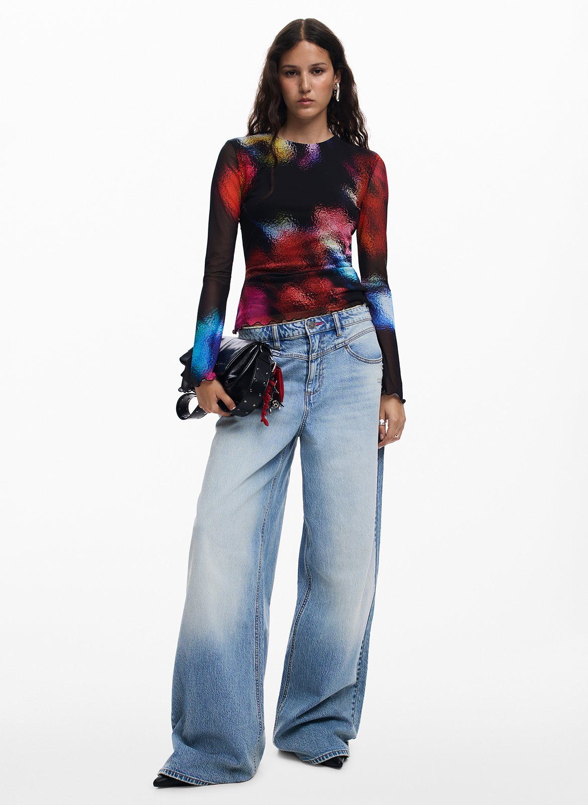 Top stampato a maniche a sbuffo DESIGUAL Nero