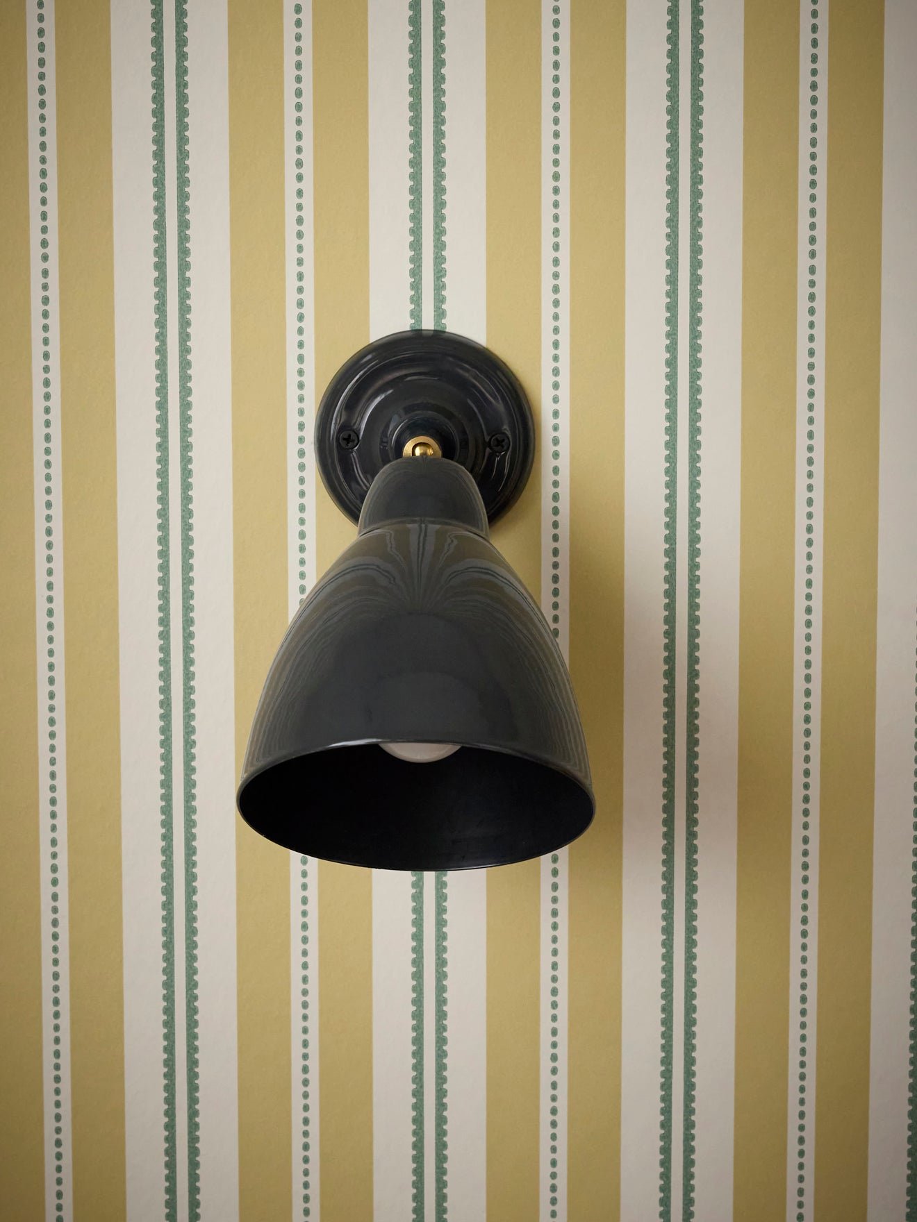 Auguste wall sconce in enameled metal CYRILLUS Grey