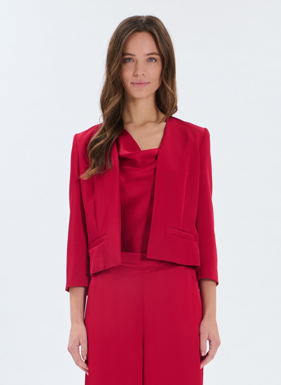 Kort aansluitend jasje ZAPA Rood