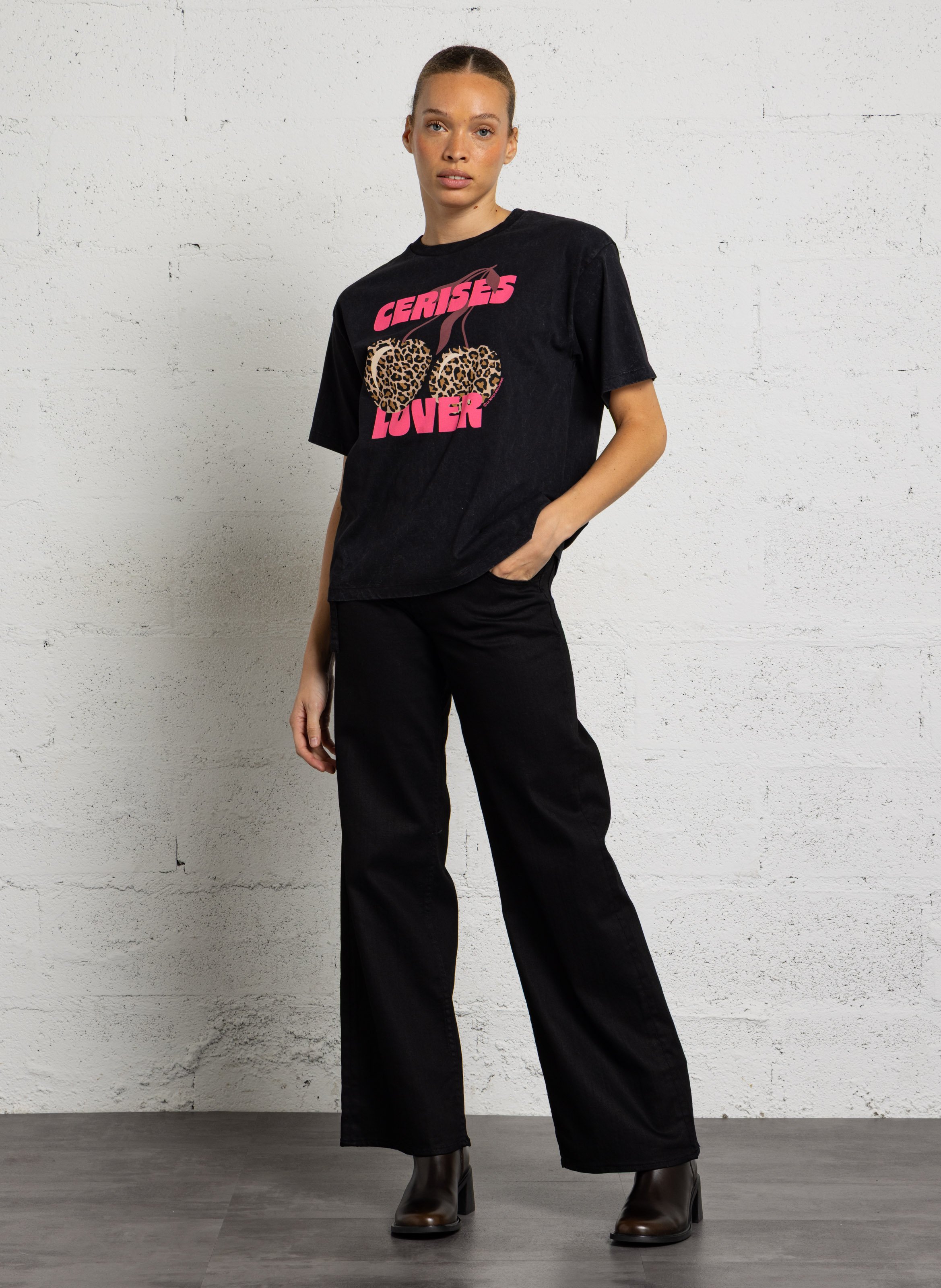 Baumwoll-T-Shirt mit Rundhalsausschnitt LE TEMPS DES CERISES Schwarz