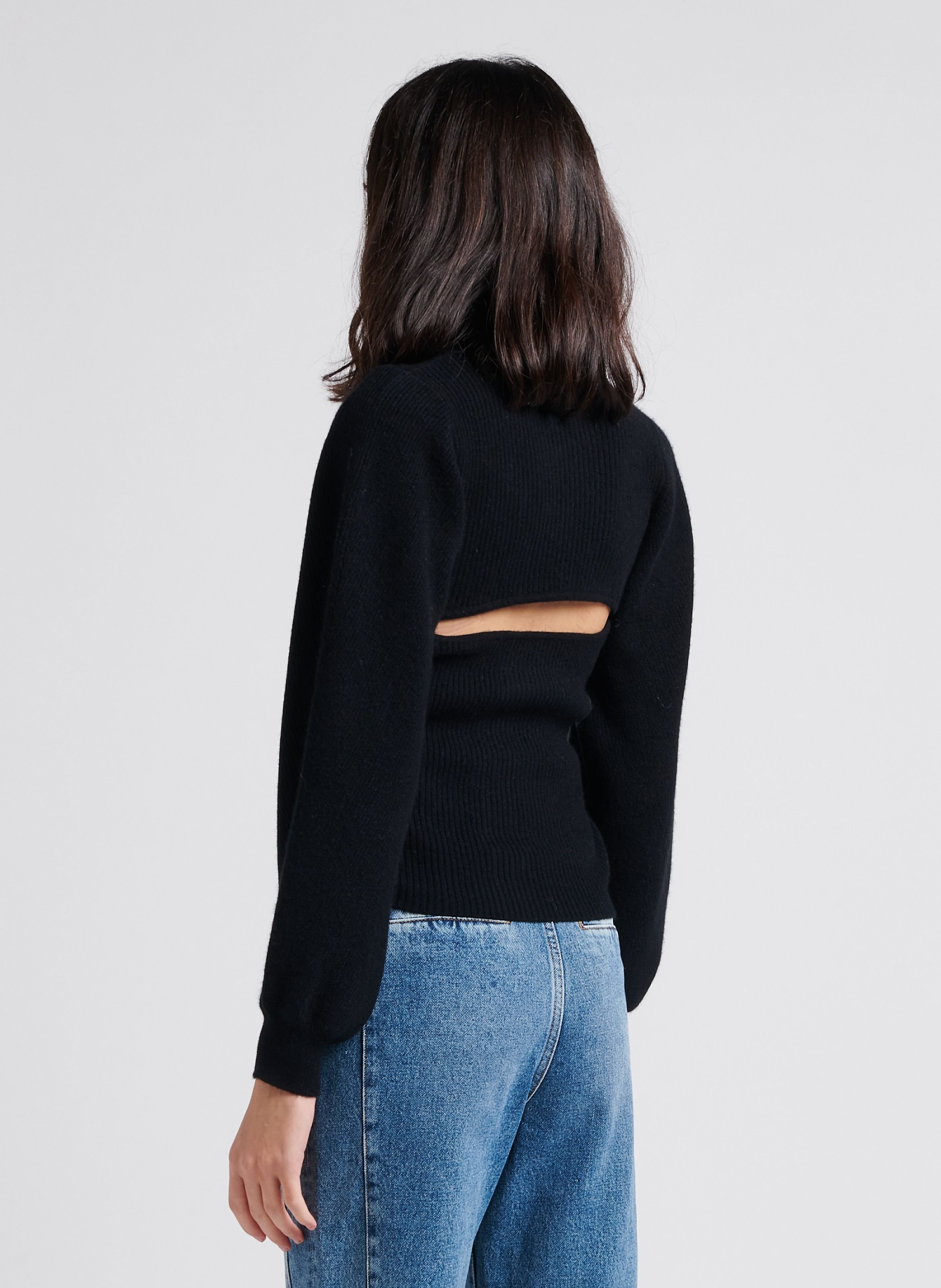 Fitted black cashmere clearance sweater