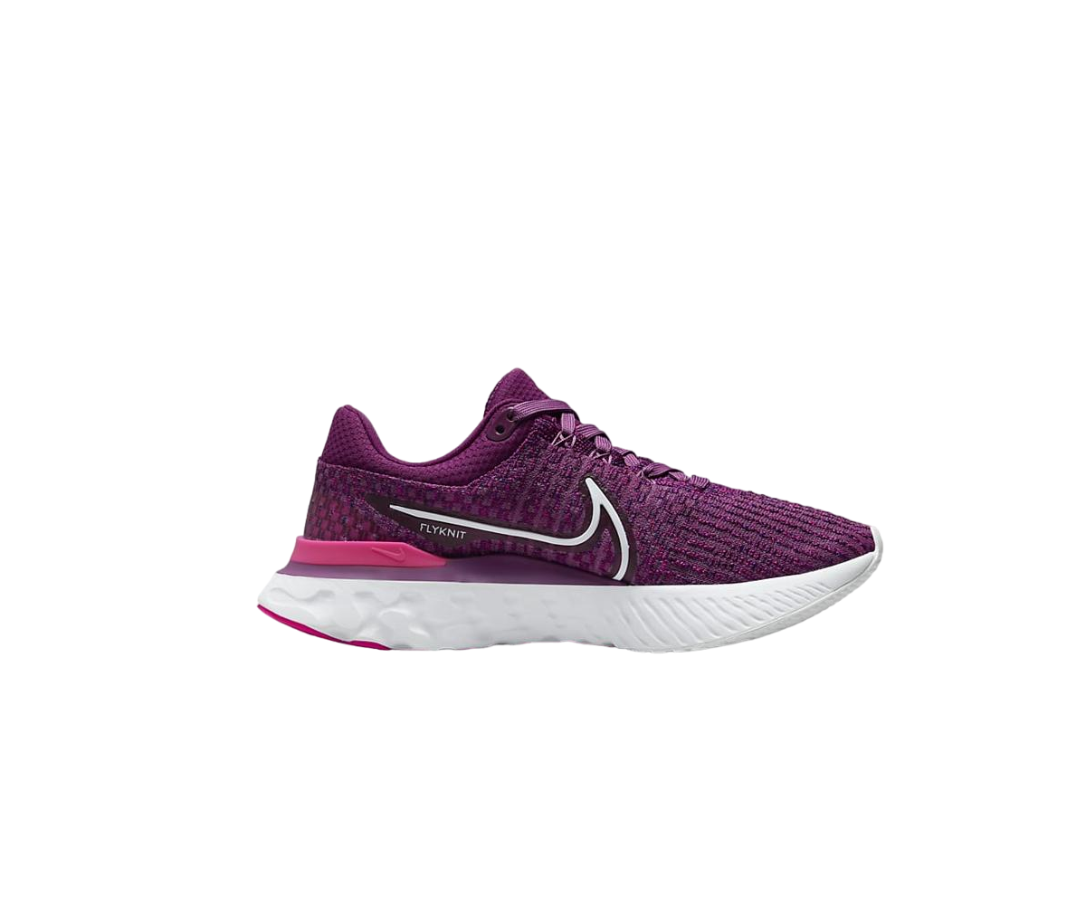 Trainers NIKE Purple