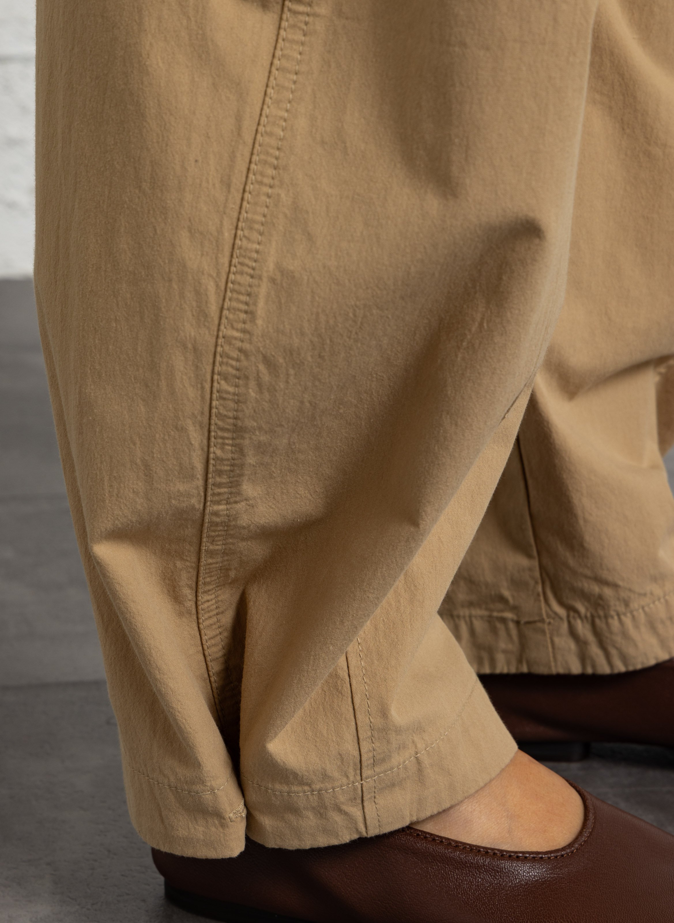 Wijde broek van biokatoen SOEUR Beige