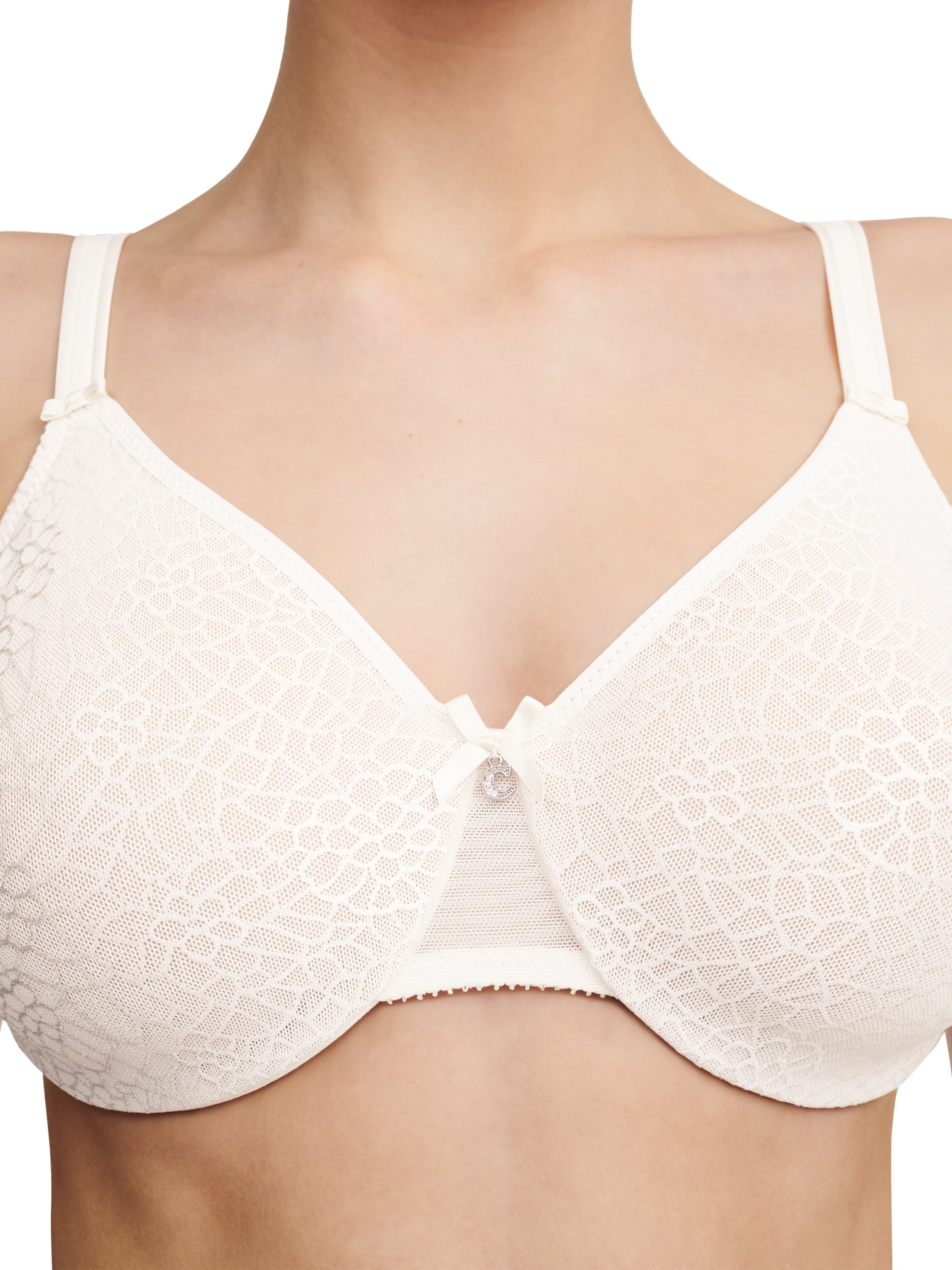 Moulded full-cup bra CHANTELLE Beige