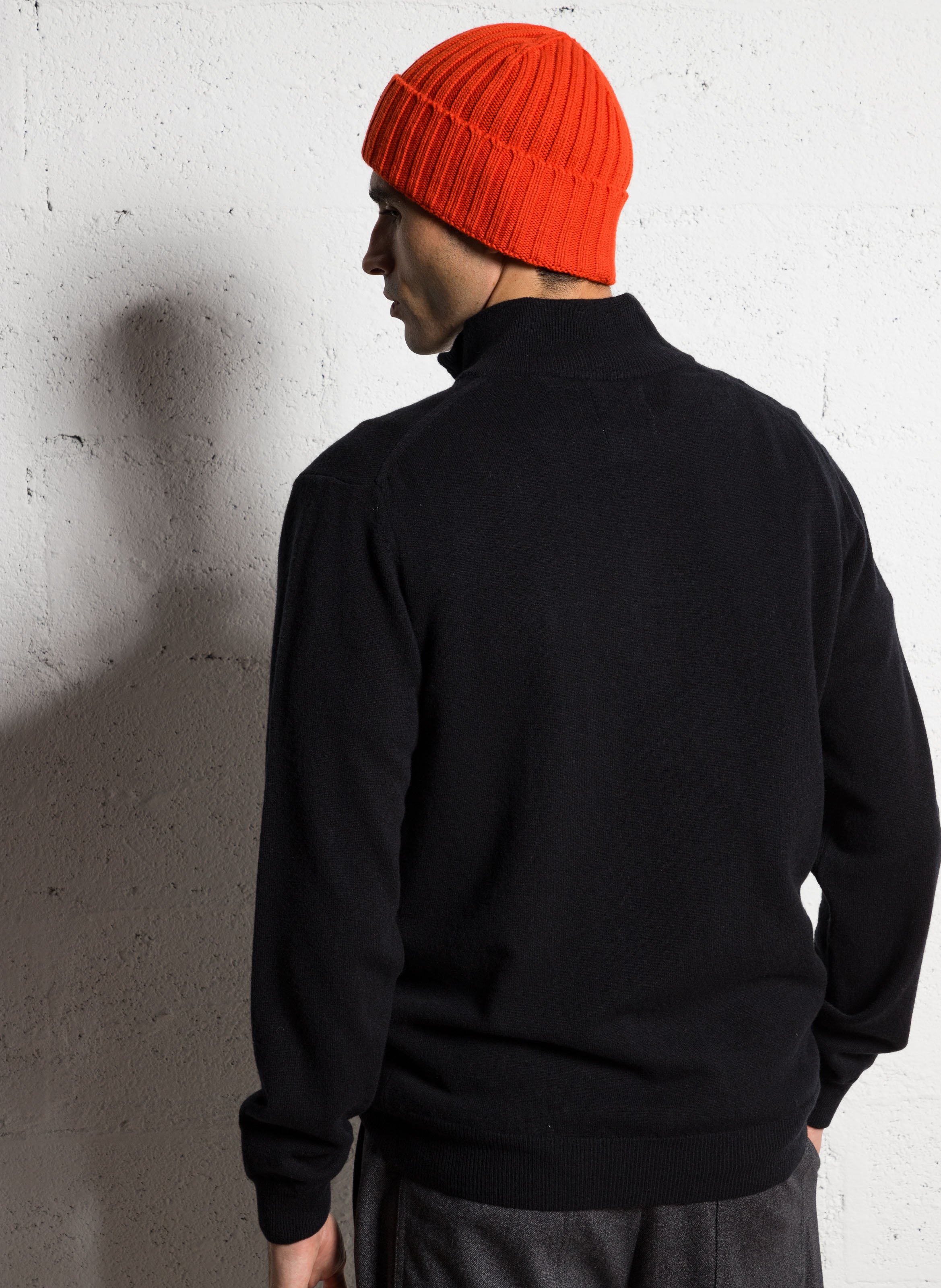 Pull droit col montant zippé en laine GANT Noir