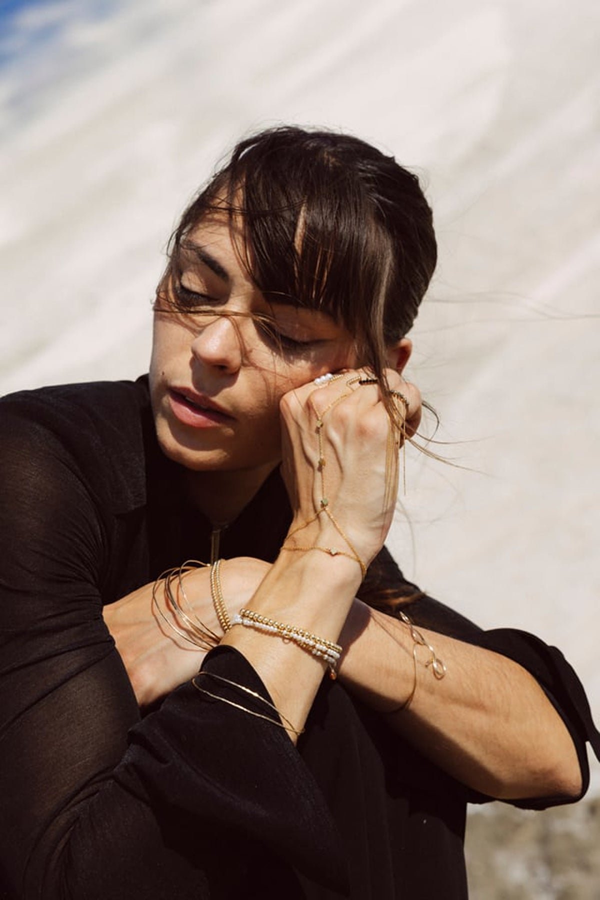 Amaya hand jewel - pyrite clover Golden