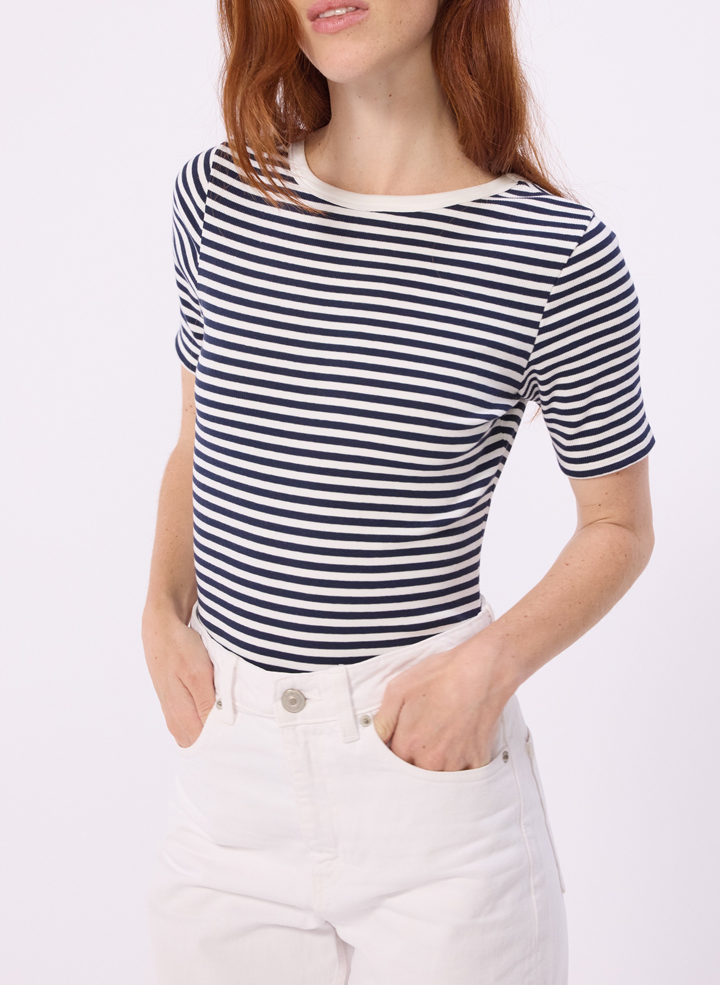 <body> Korte mouwen met strepen </body> PETIT BATEAU Grijs