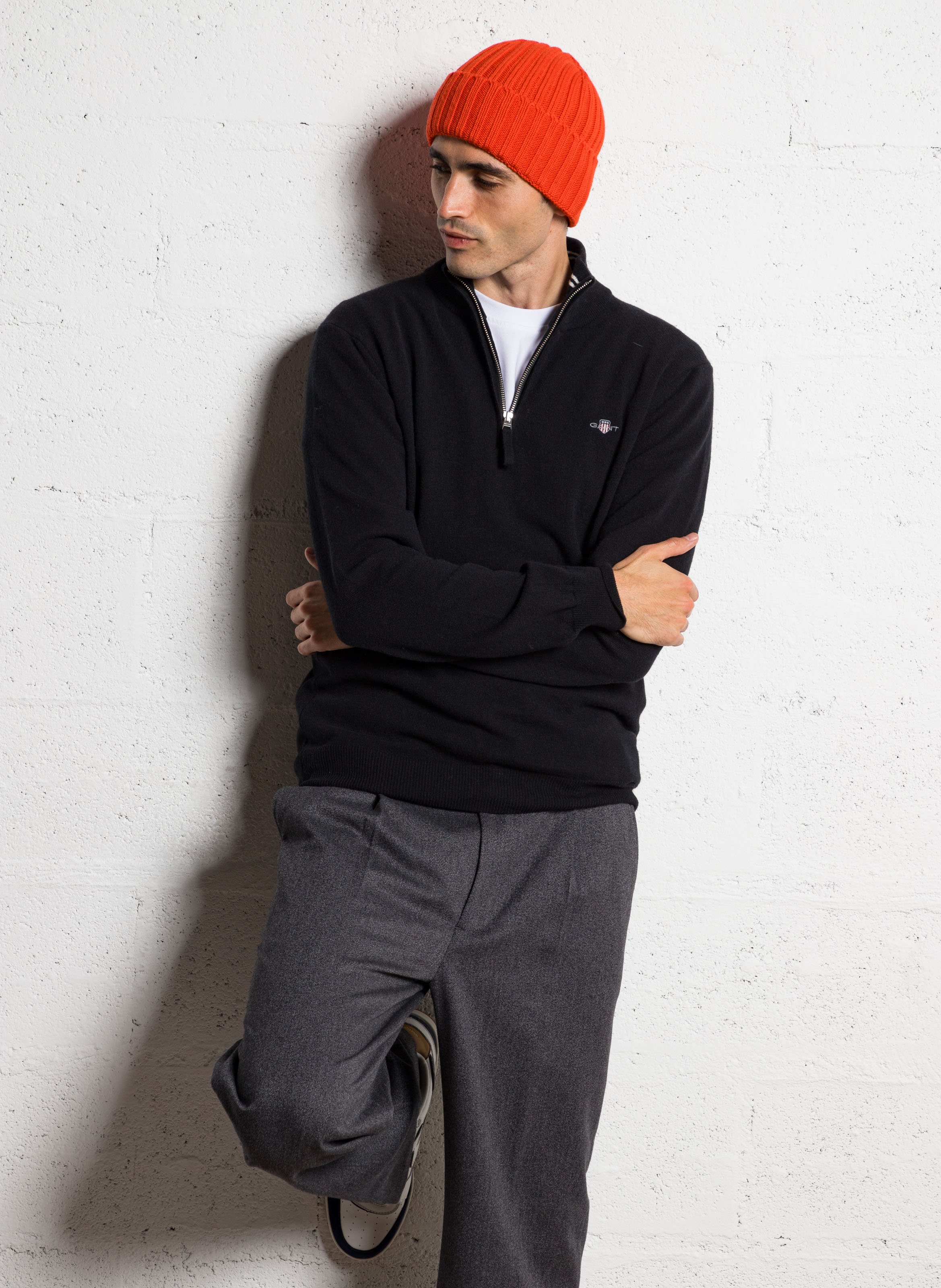 Pull droit col montant zippé en laine GANT Noir