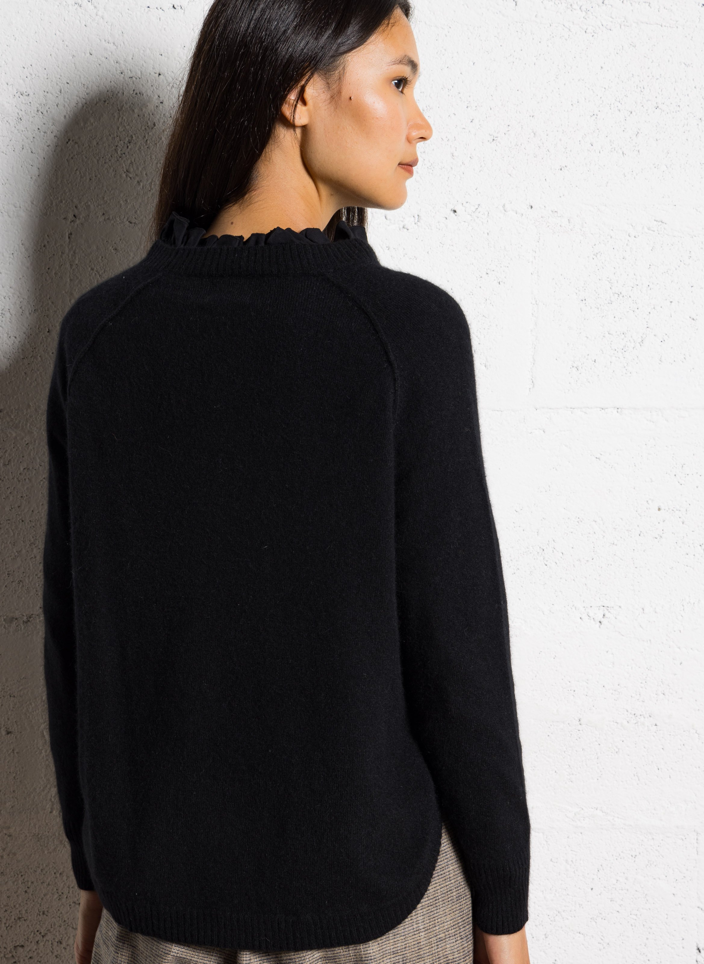 Camilo wool-knit sweater BELLA JONES Black