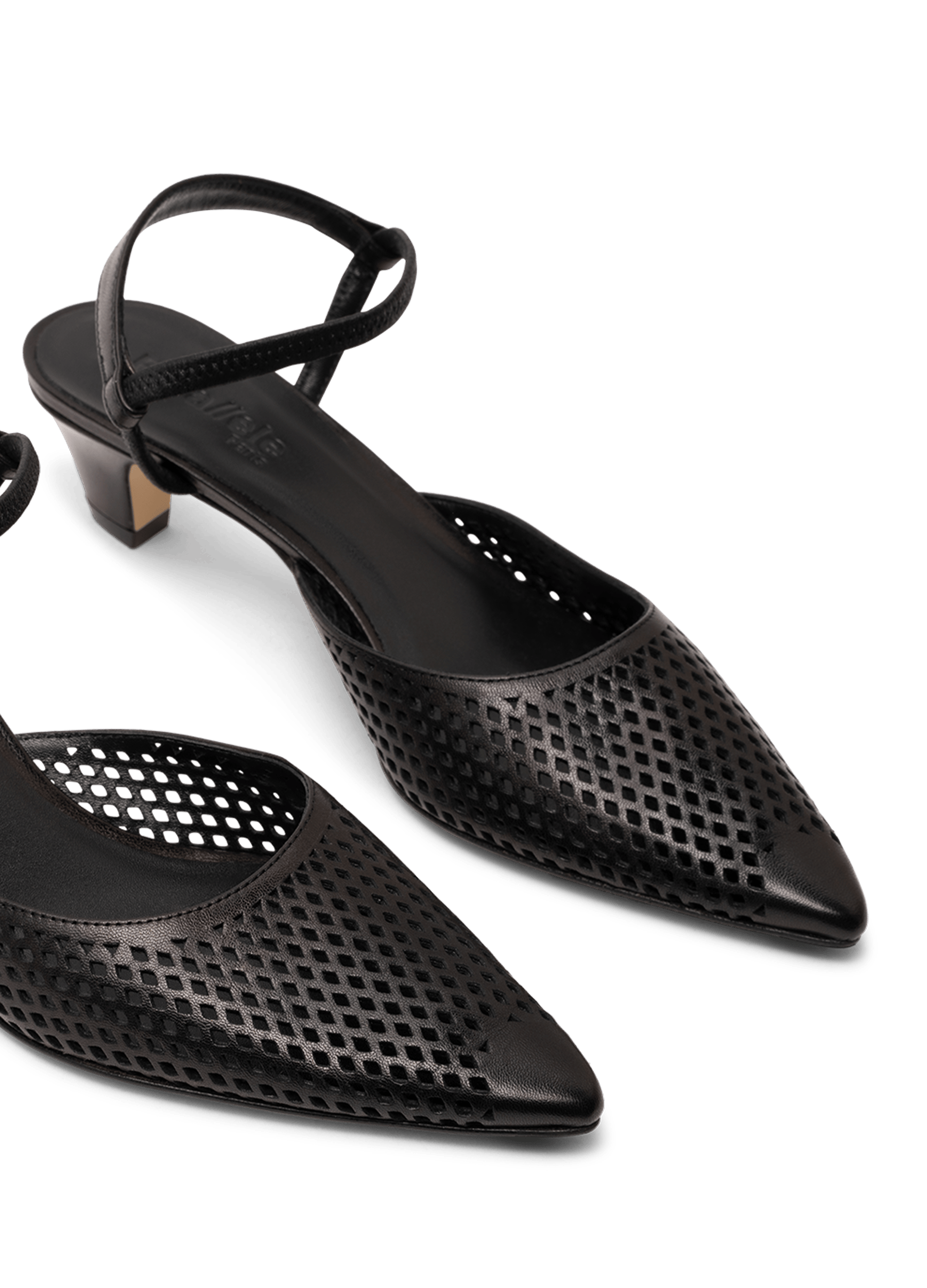 Slingback en cuir nappa perforé noir PARALLELE PARIS Noir