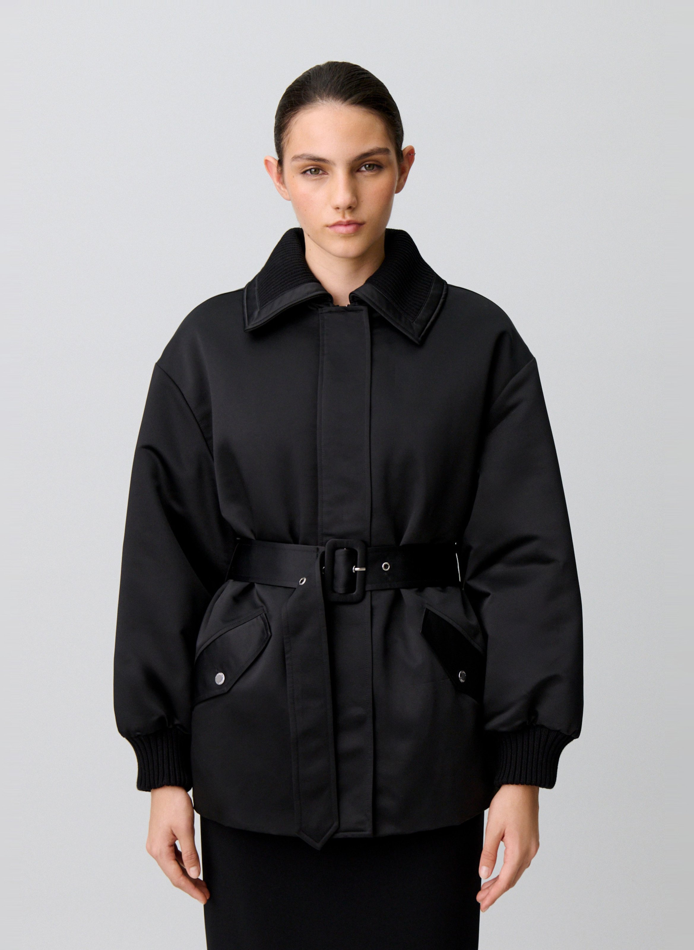 Manteau satiné à col classique CLAUDIE PIERLOT Noir