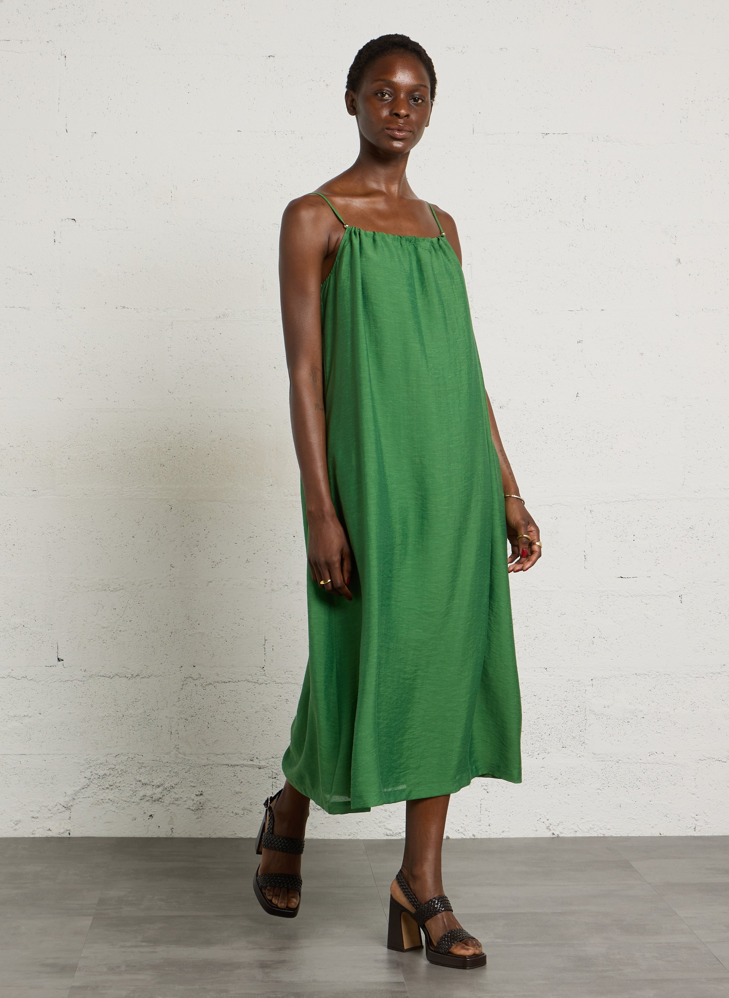 Vestido satinado holgado MAISON 123 Verde