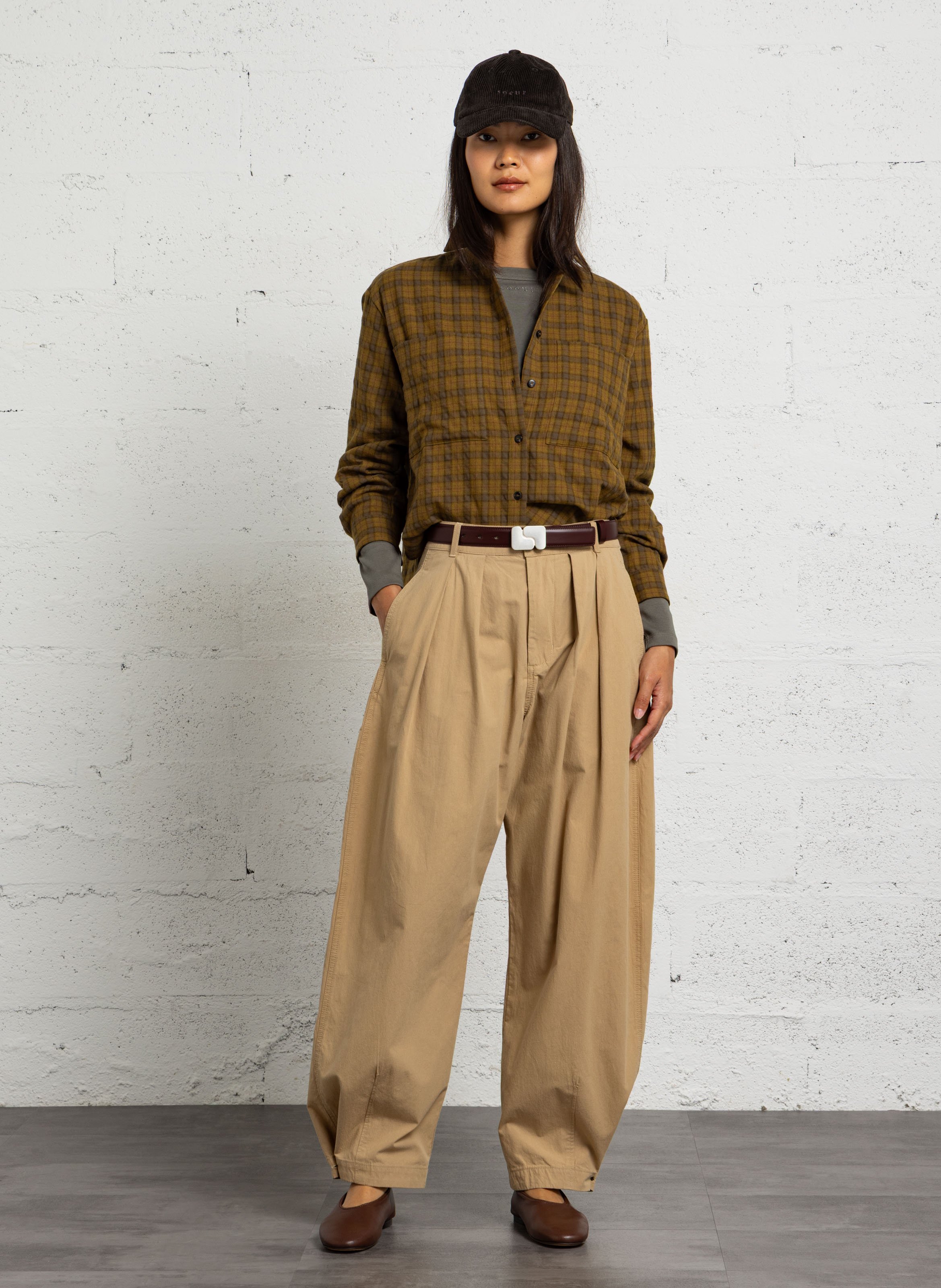 Wijde broek van biokatoen SOEUR Beige
