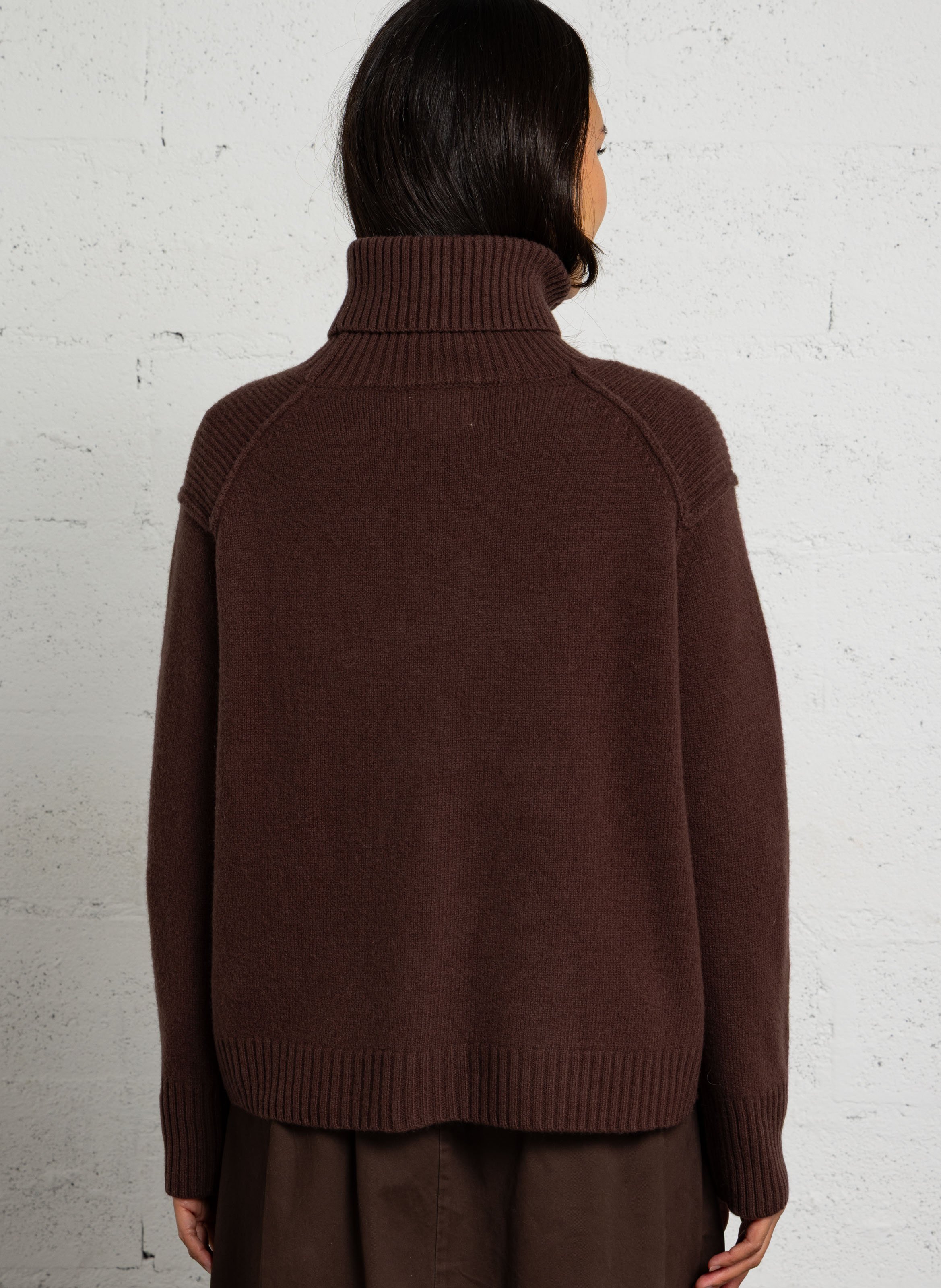 Wool turtleneck sweater BELLA JONES Brown