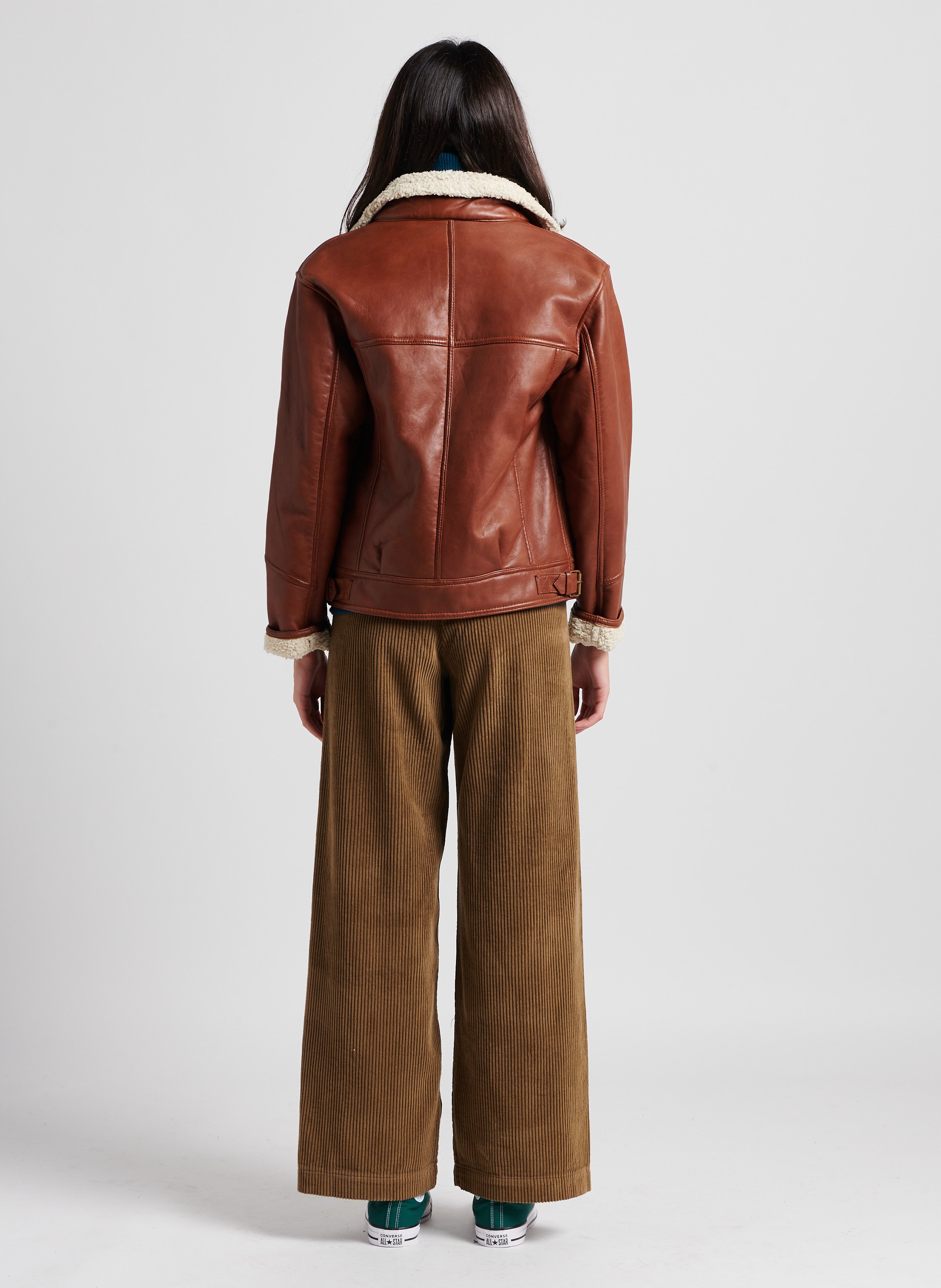 Gerade geschnittener Ledermantel mit klassischem Kragen MAISON 123 Rot