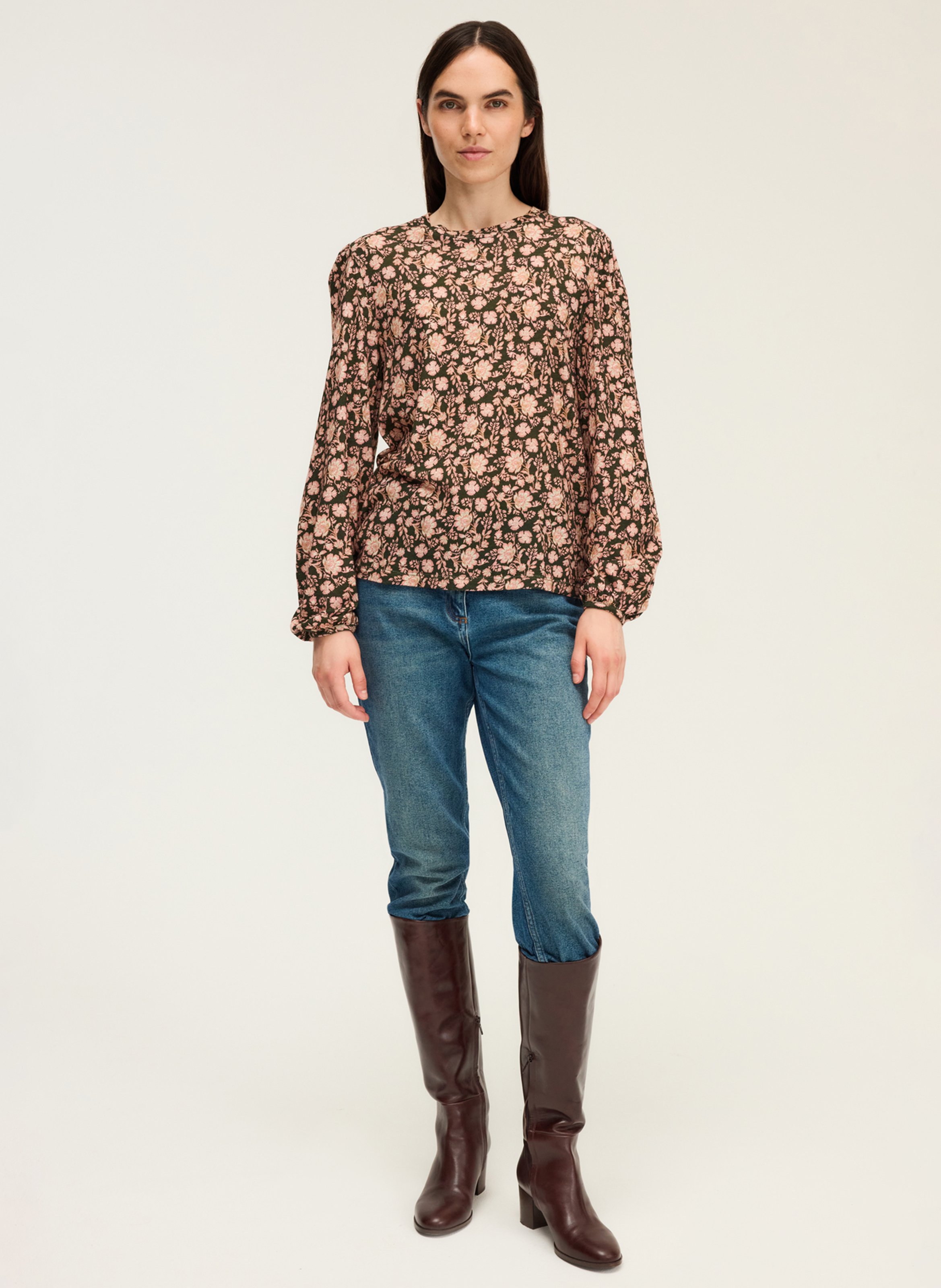 Round neck straight floral t-shirt PABLO Khaki