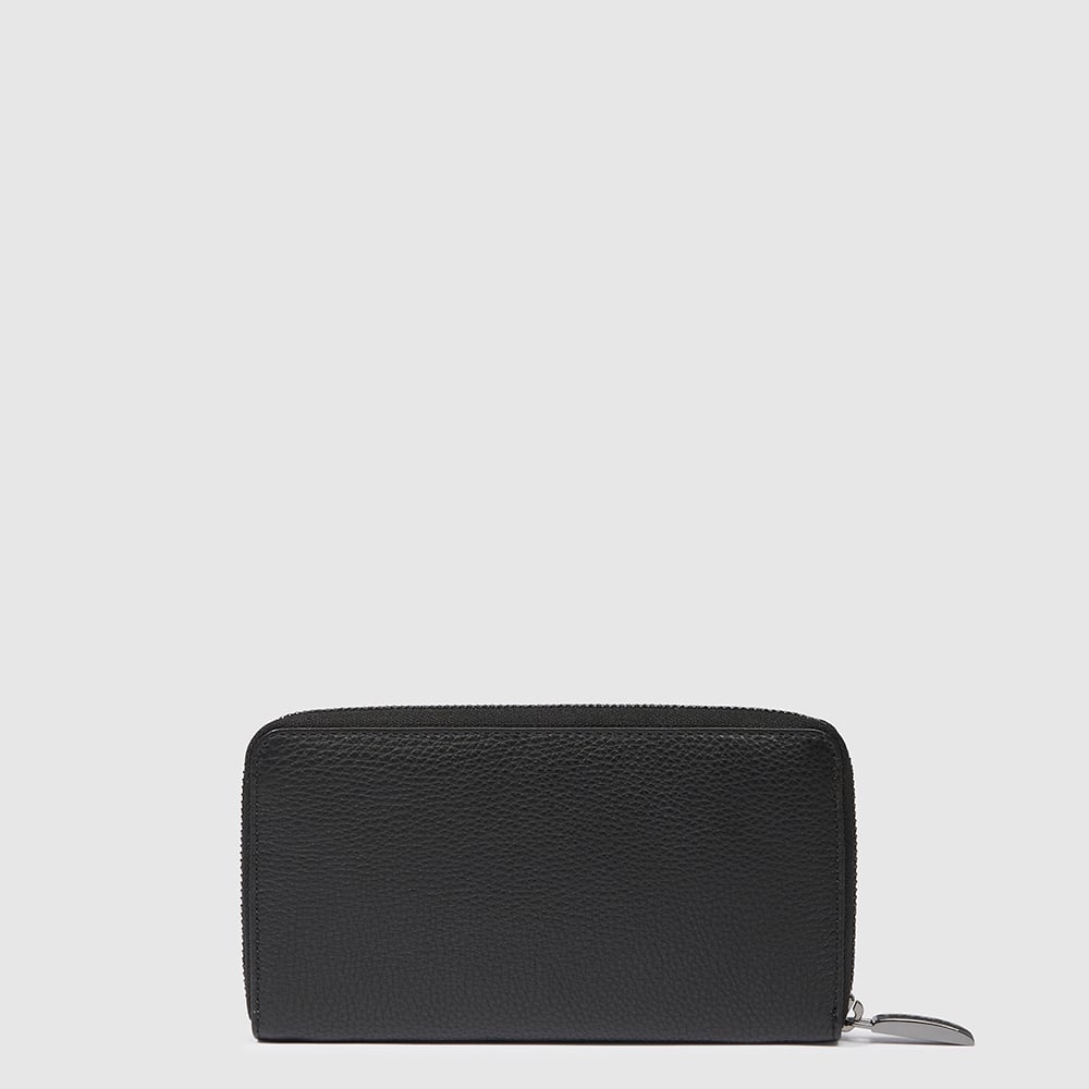 Women's zip-around wallet with 4 compartments, including a coin pocket, credit card slots, and RFID protection. PIQUADRO Black