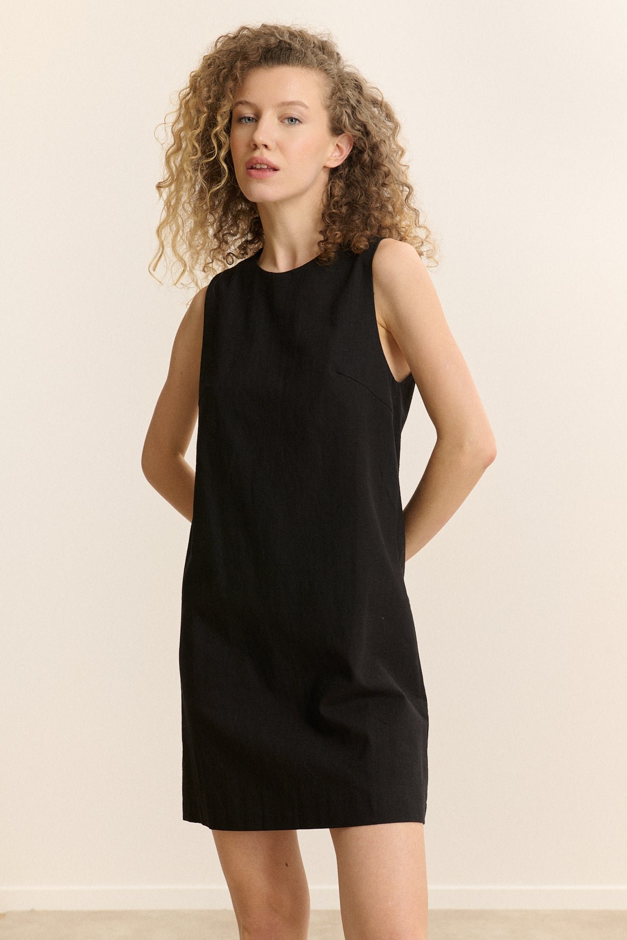 Robe courte sans manches GARANCE PARIS Noir
