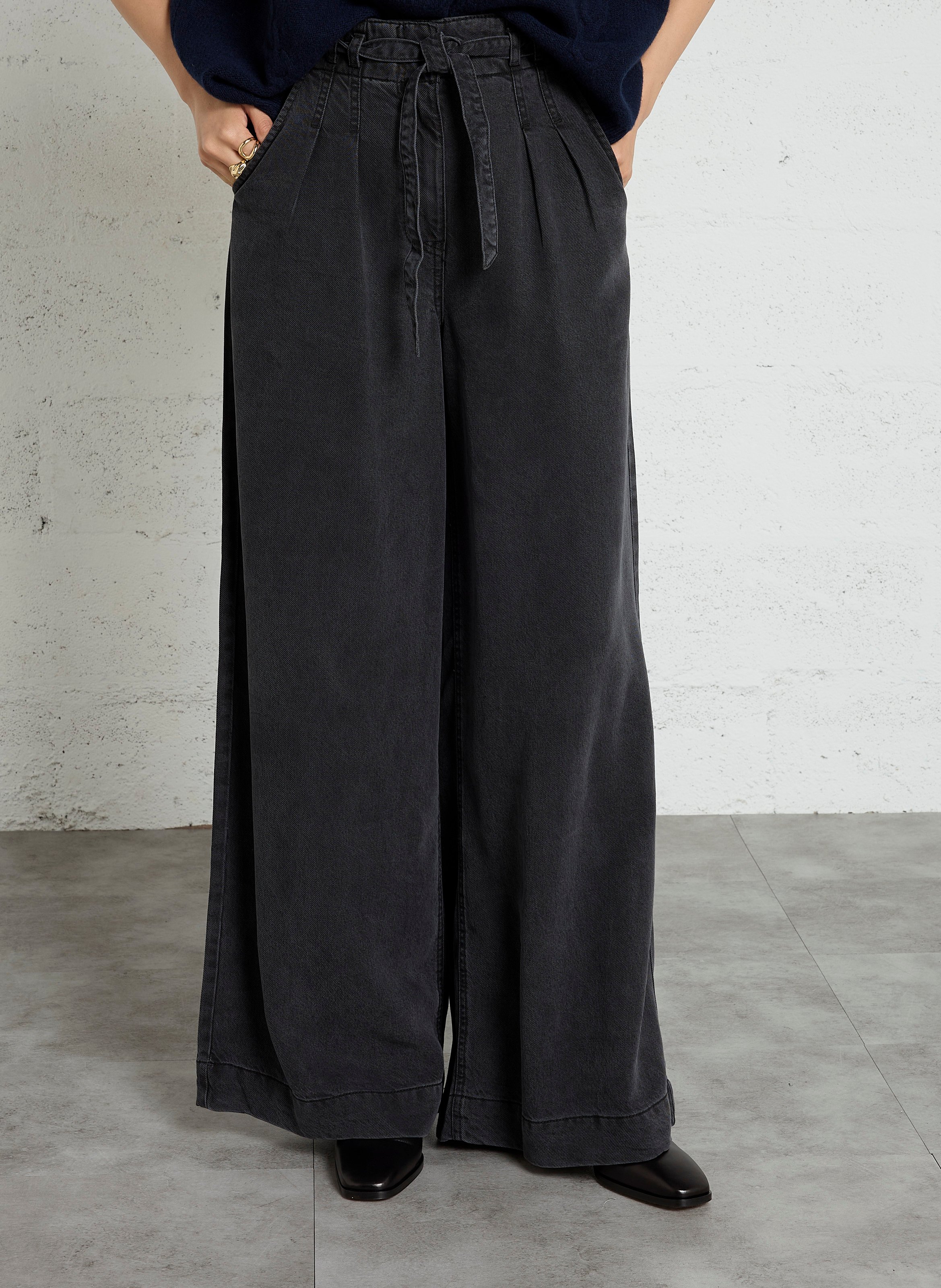 Mit Strass besetzte Jeans IKKS Grau