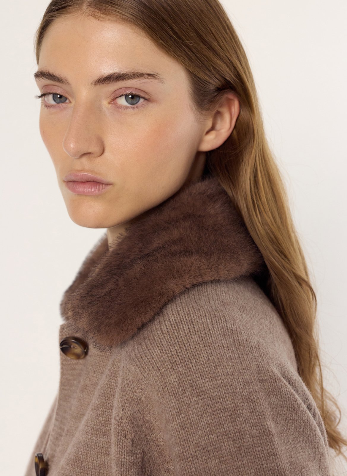 Gilet col effet fourrure en cachemire GERARD DAREL Beige