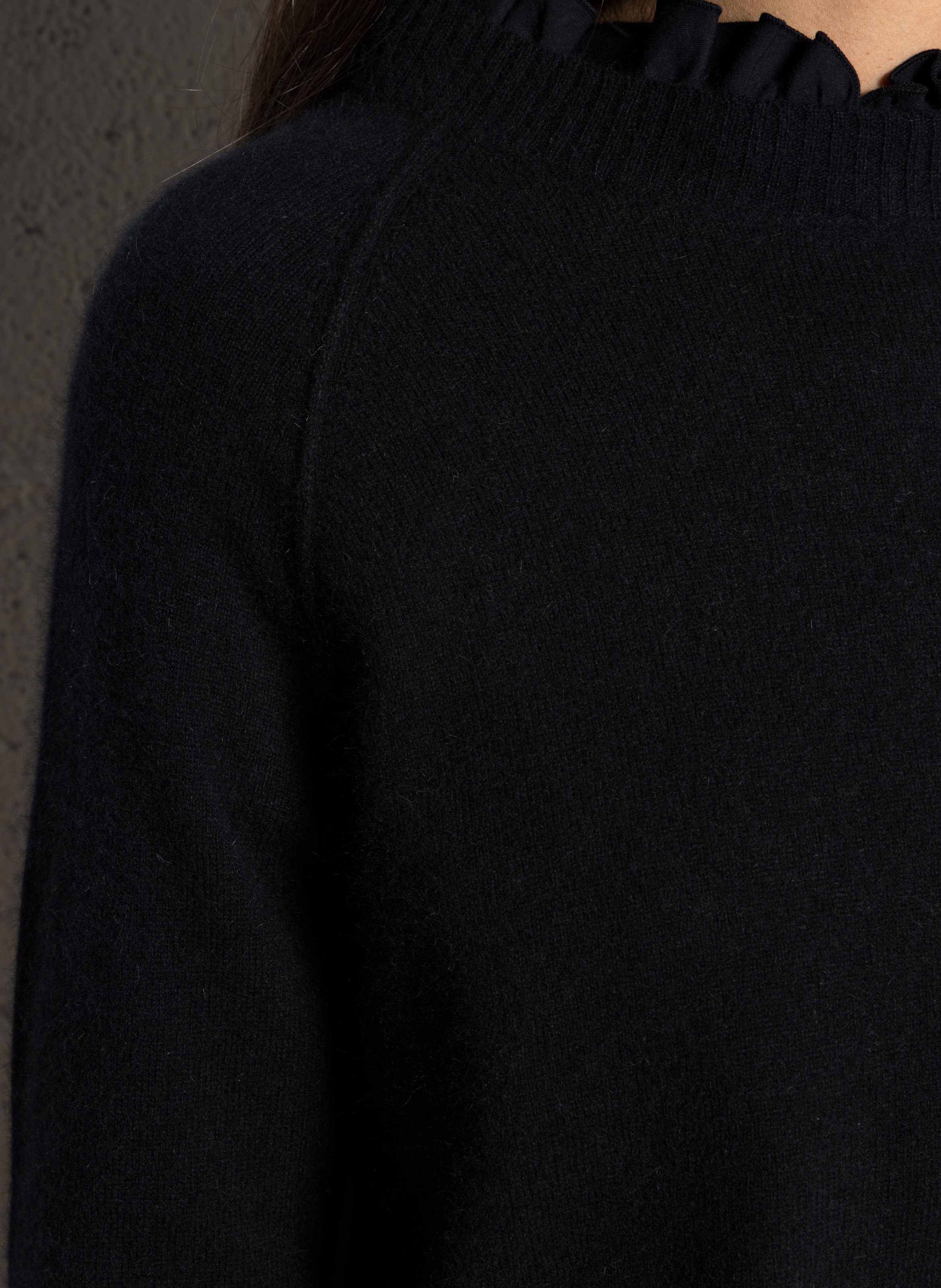 Camilo wool-knit sweater BELLA JONES Black