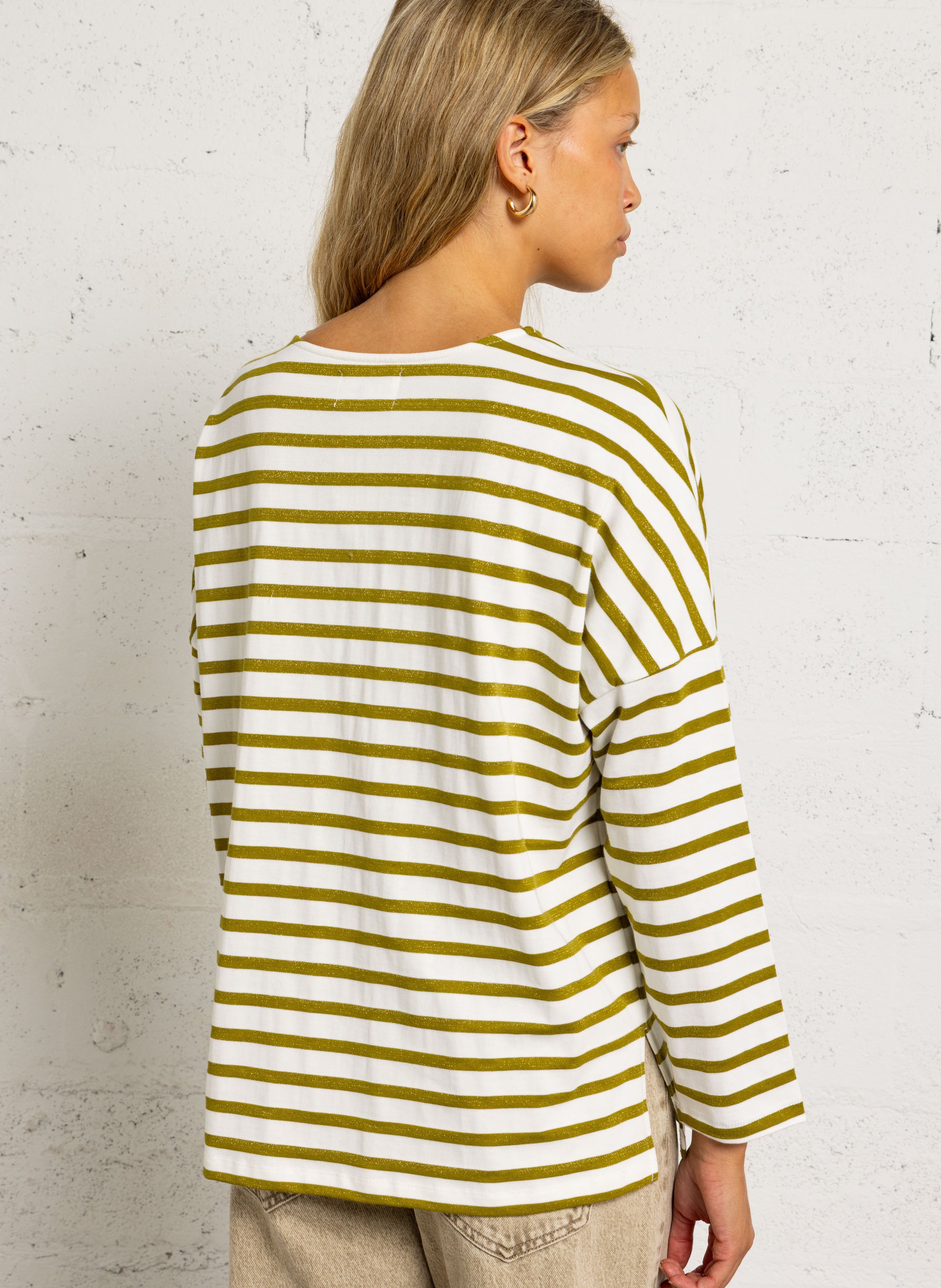 Oversized T-shirt met ronde hals in gestreept katoen. DES PETITS HAUTS Veelkleurig