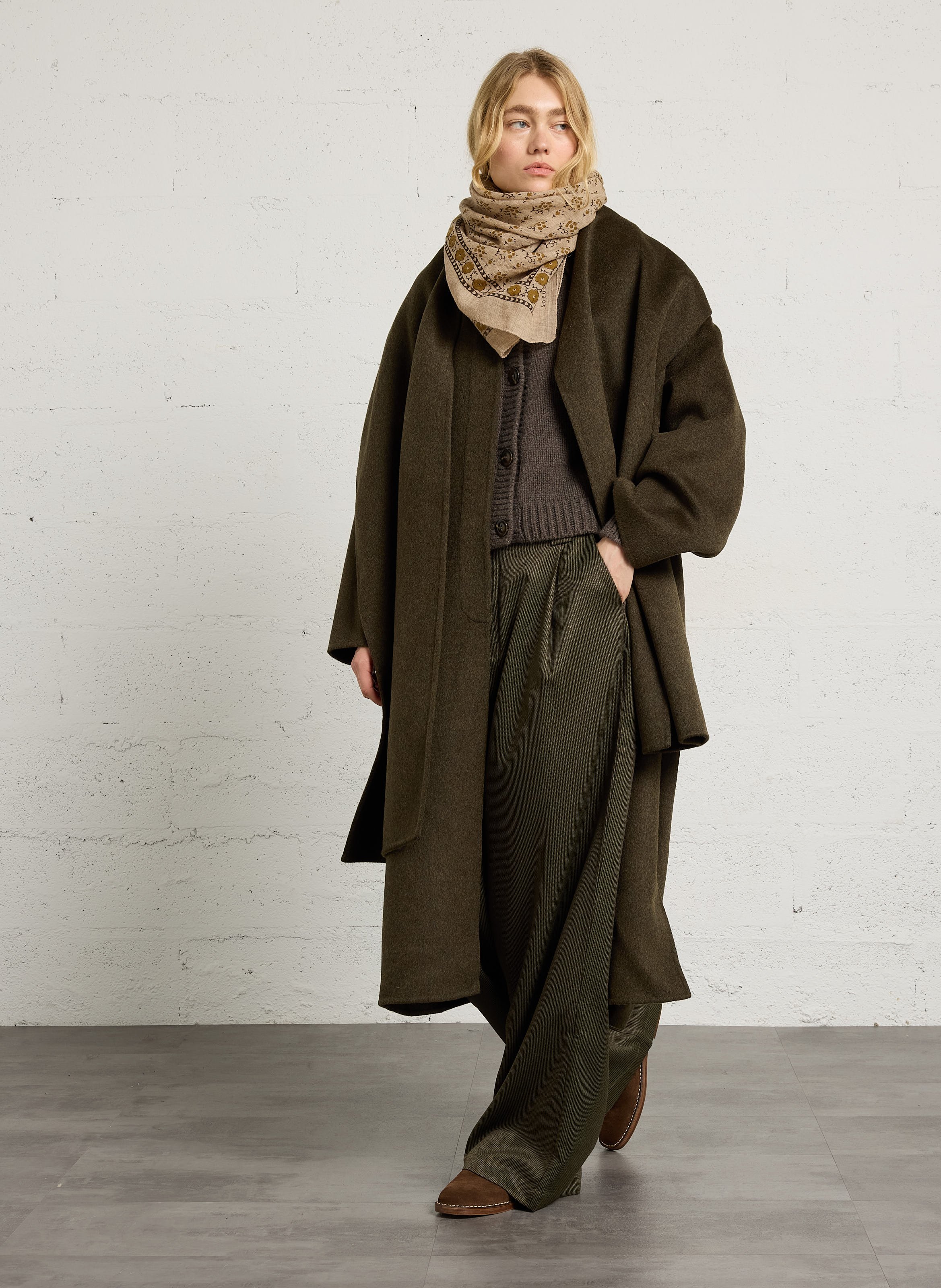 Manteau oversize à écharpé en laine mélangée SOEUR Kaki