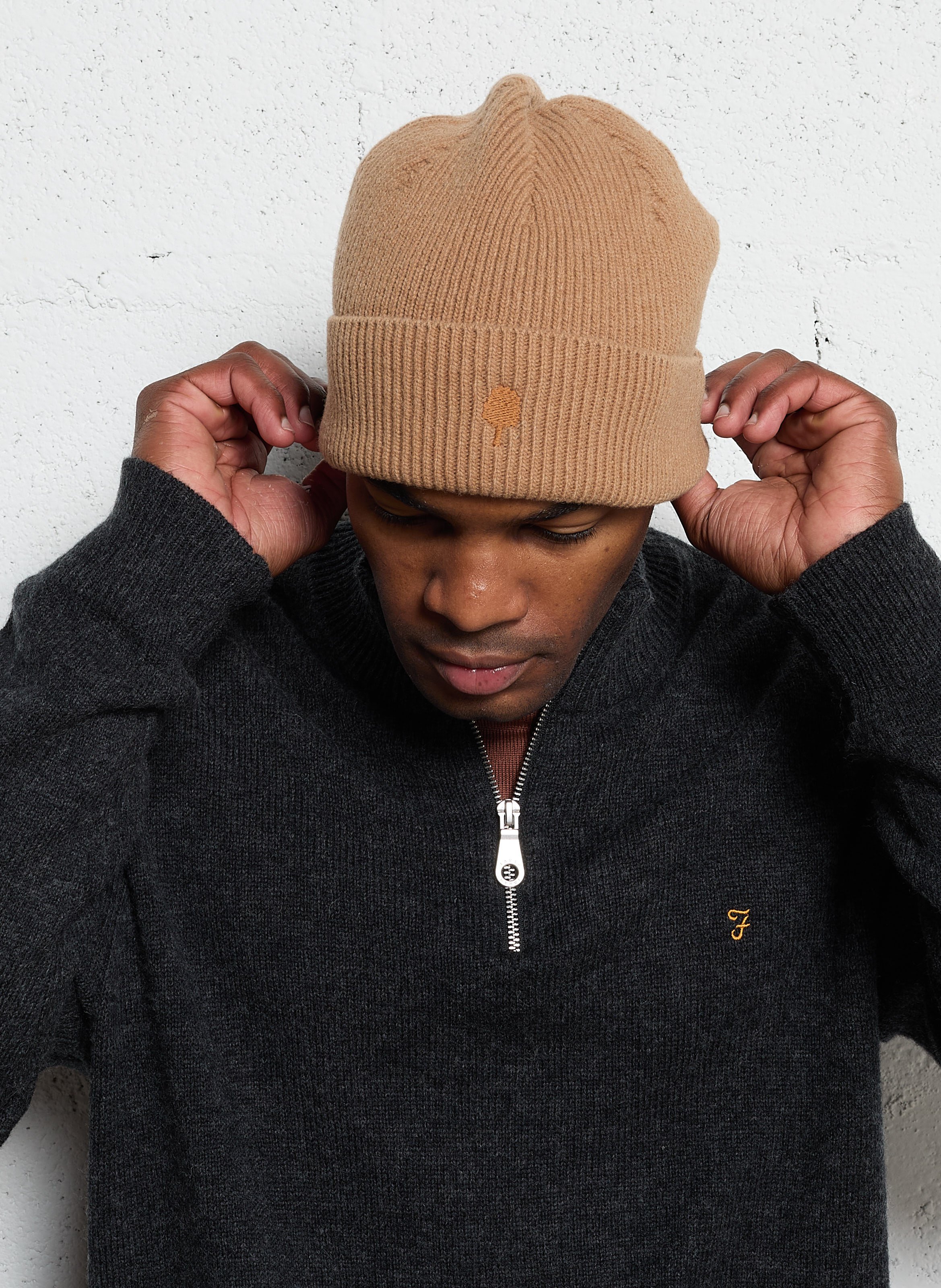 Effen muts van tricot FAGUO