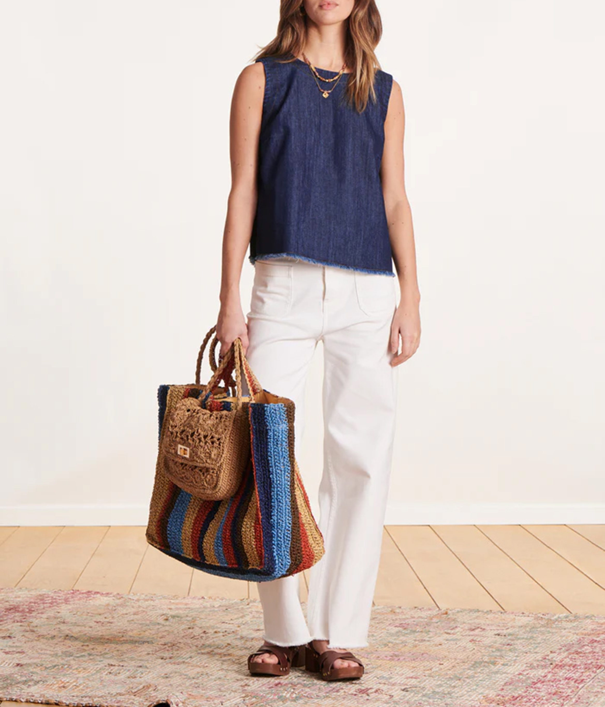Weites Top mit Rundhalsausschnitt aus Wollmix LA FEE MARABOUTEE Blau