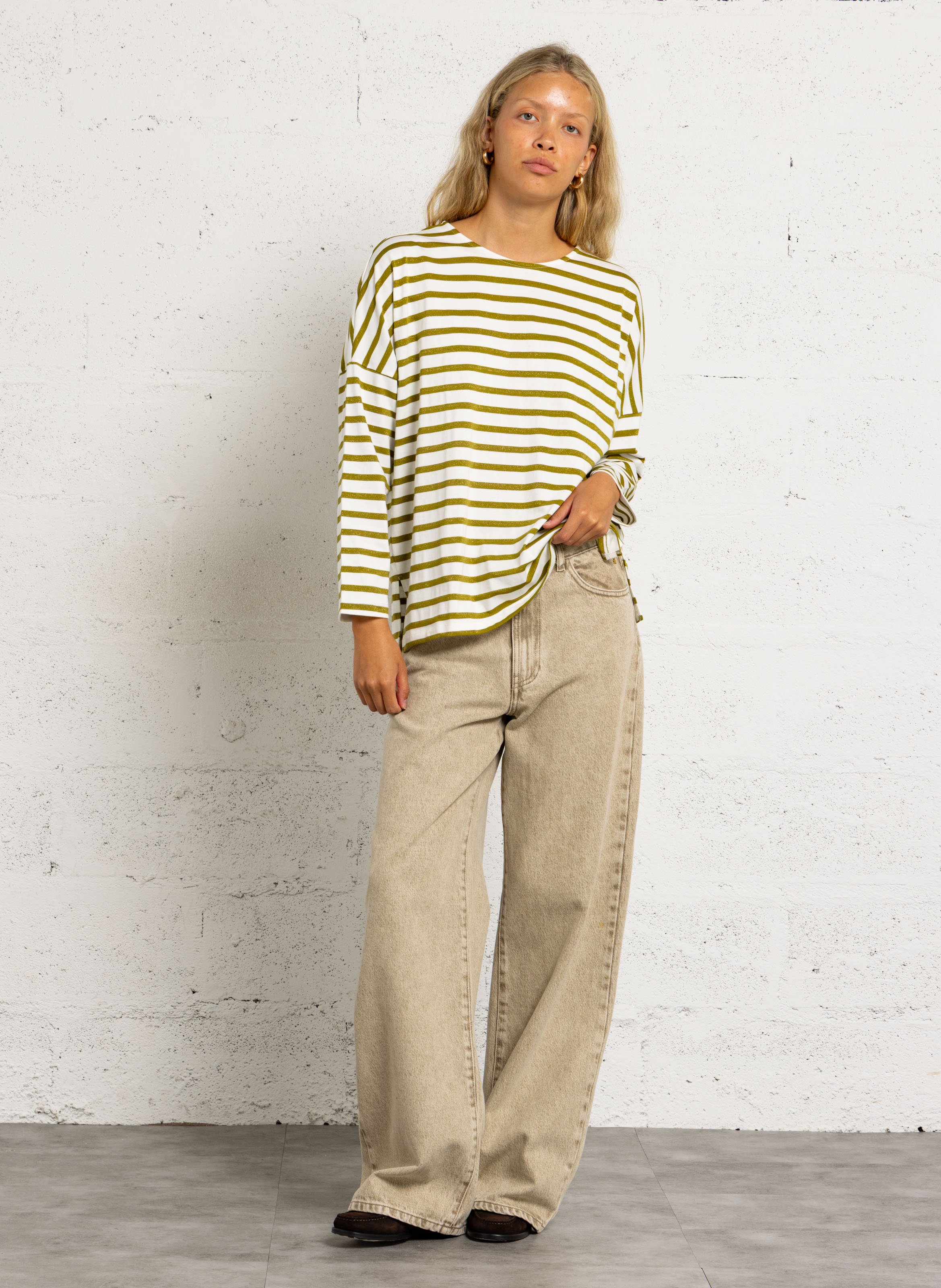 Oversized T-shirt met ronde hals in gestreept katoen. DES PETITS HAUTS Veelkleurig