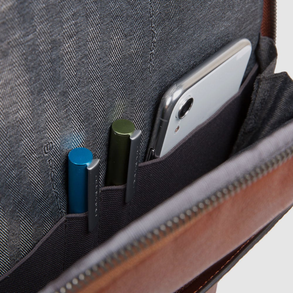 Leather backpack PIQUADRO Black