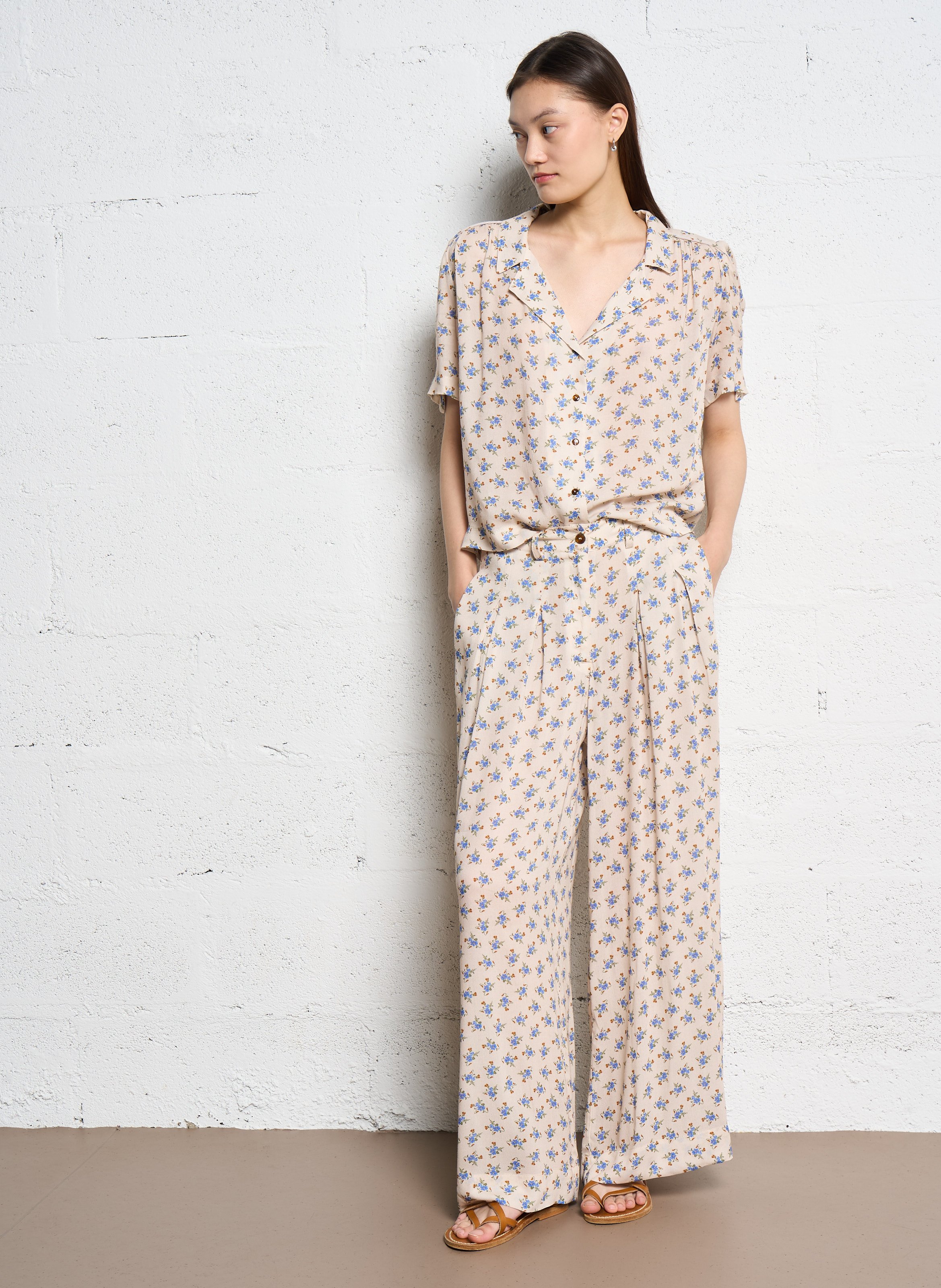 Pantaloni larghi stampati Beige