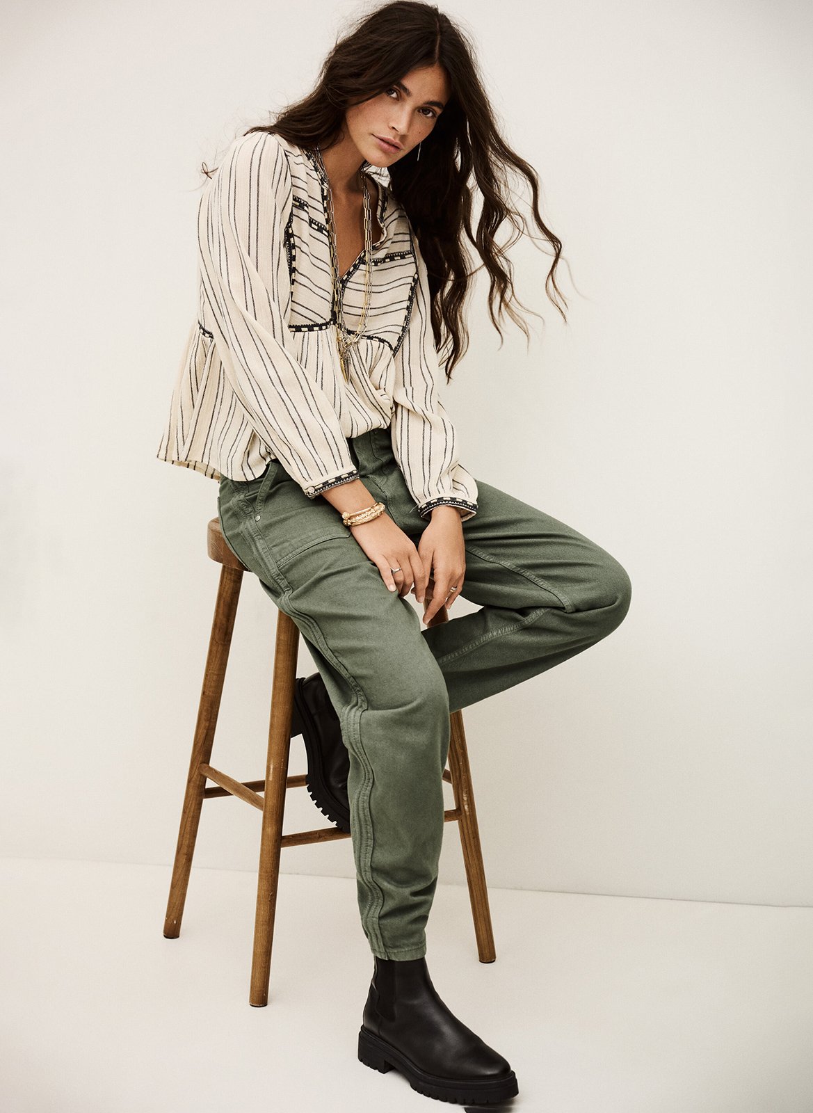 Wijde joggingbroek met een relaxte uitstraling. BA&SH Kaki