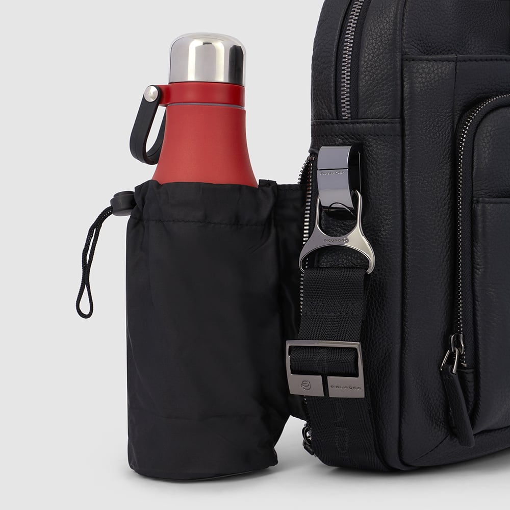 Grained faux leather laptop bag Black