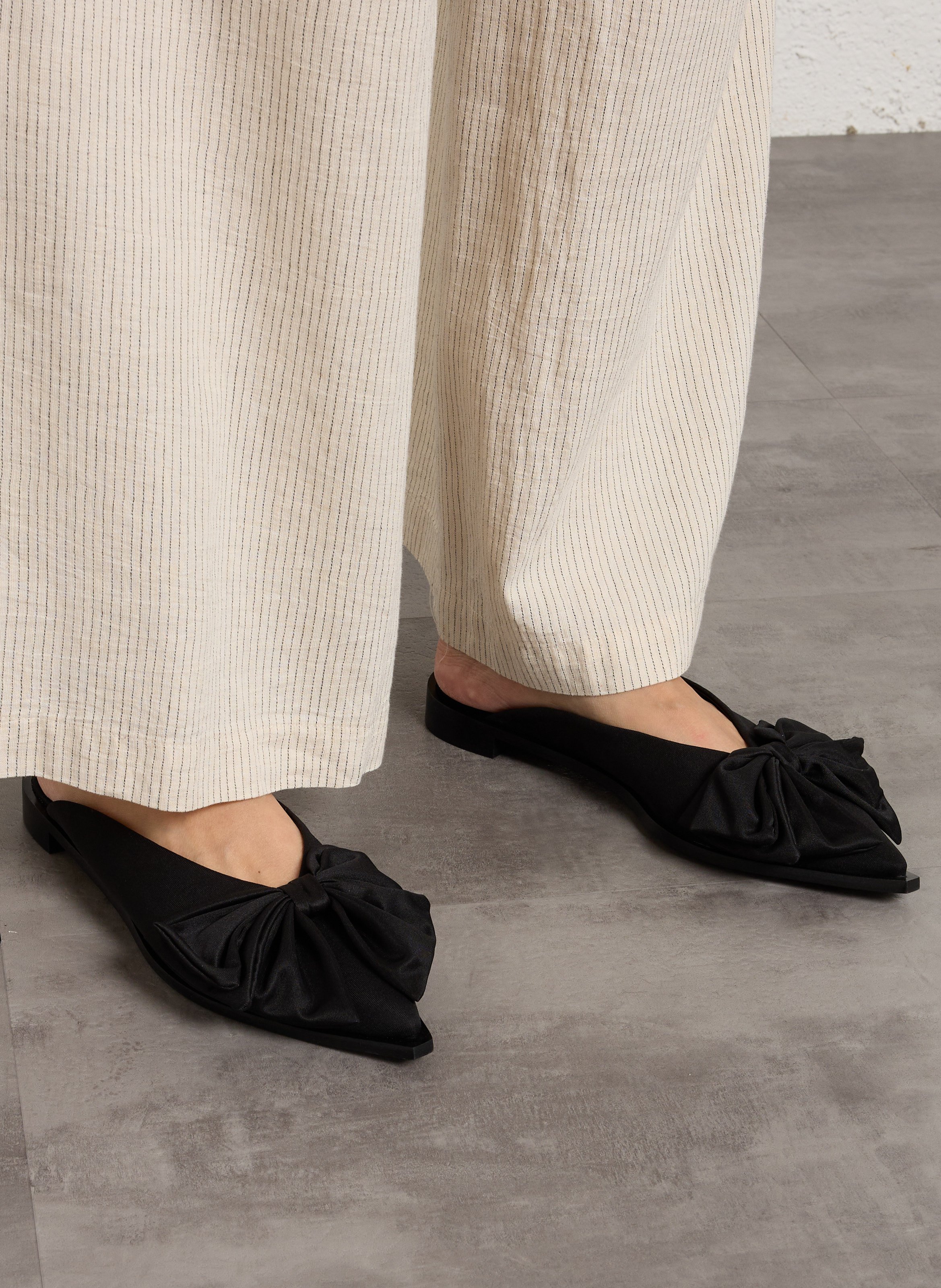 Flat oversized bow mules IKKS Black