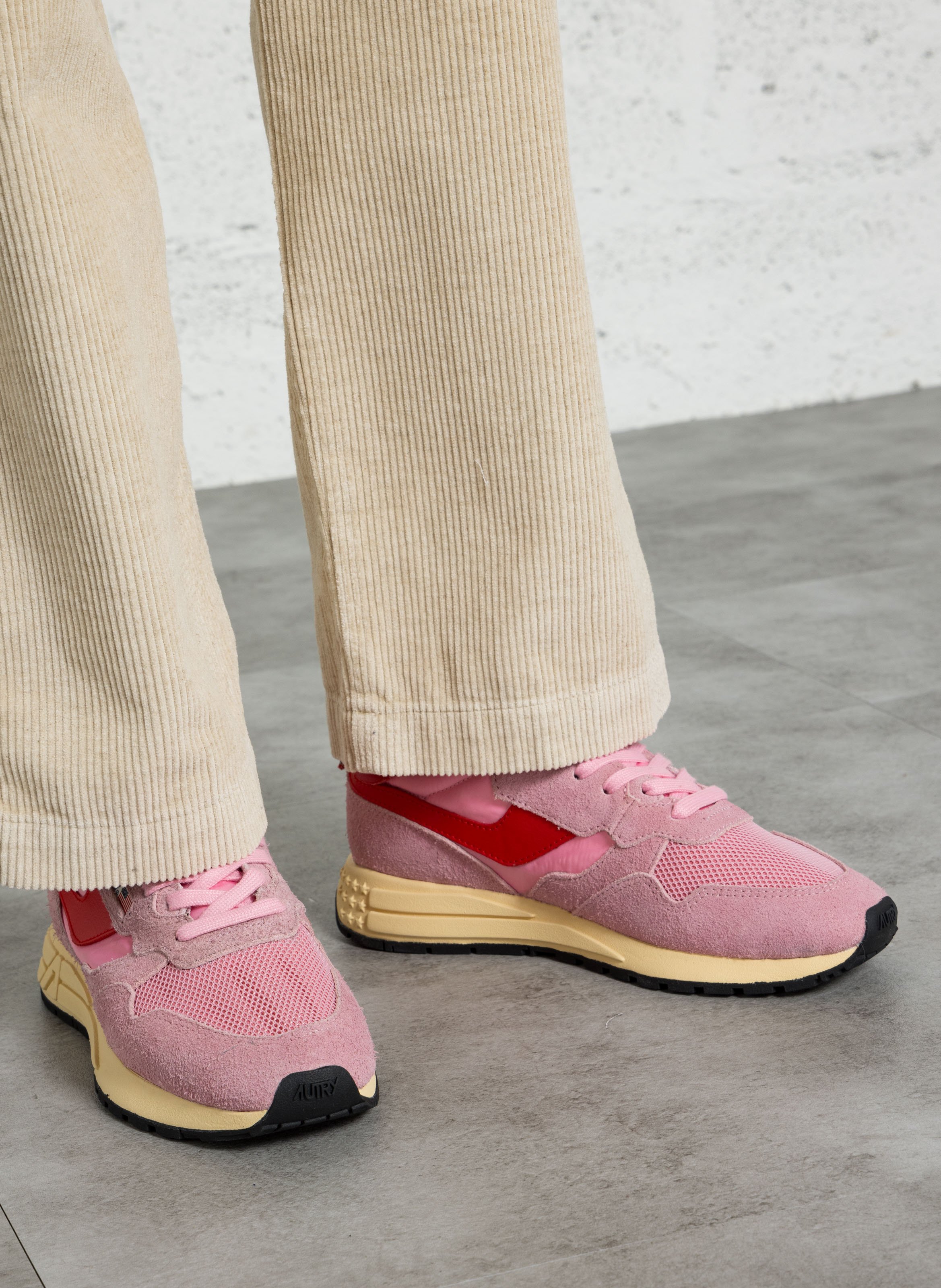Lace-up low-top sneakers AUTRY Pink