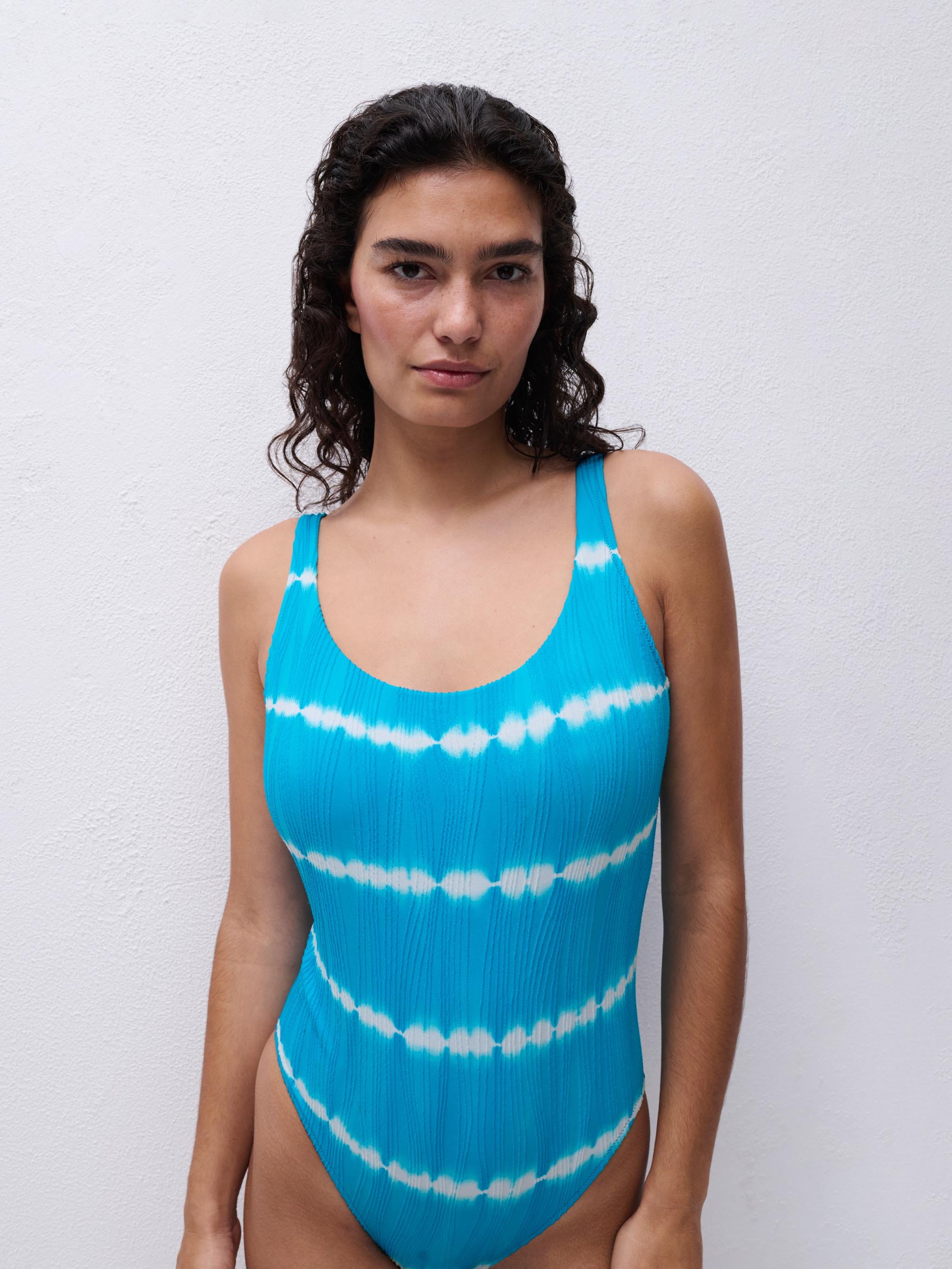 One-piece swimsuit without underwire removable pads CHANTELLE PULP Green