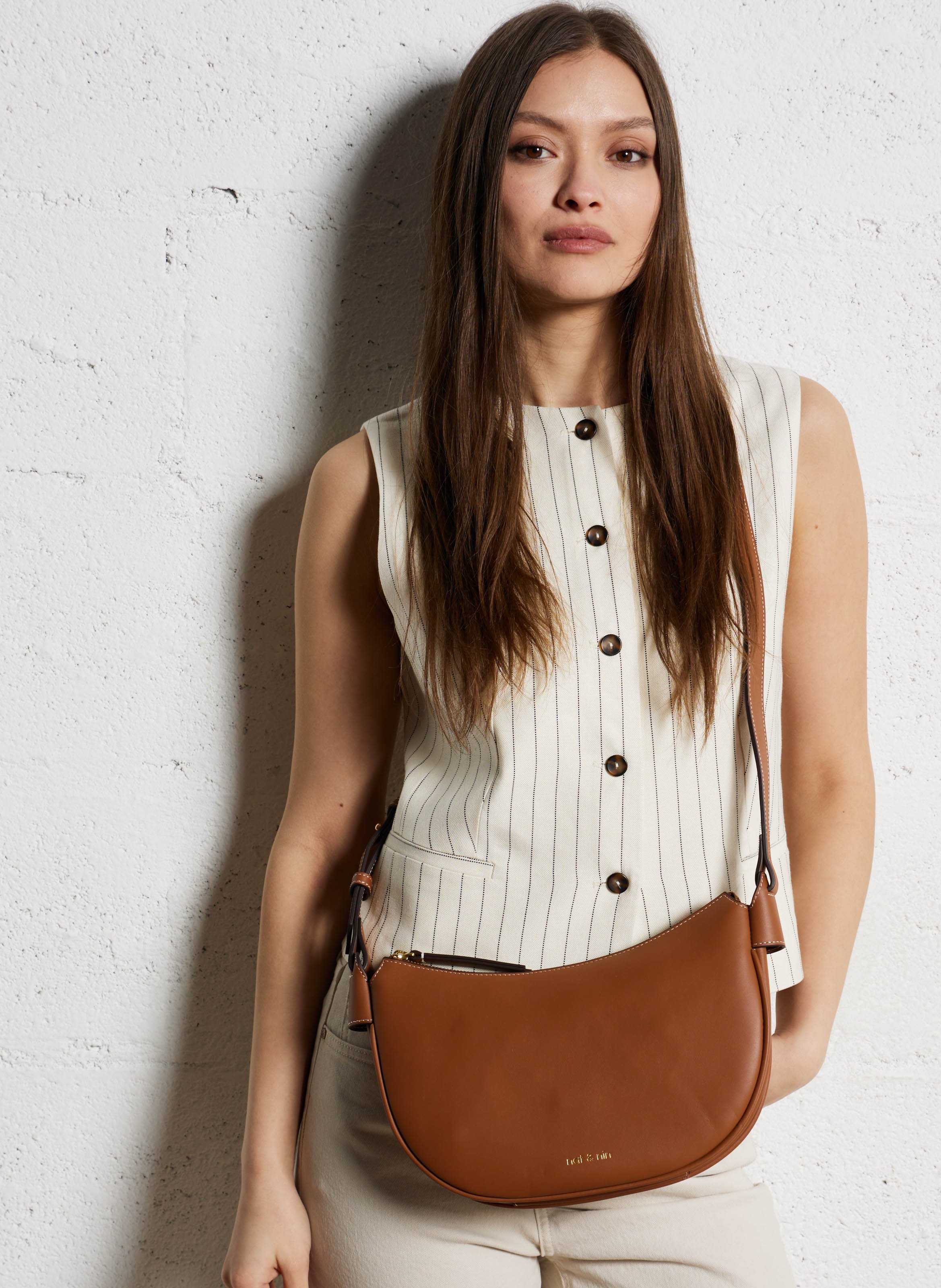 Sac bandoulière demi-lune en cuir NAT & NIN Marron