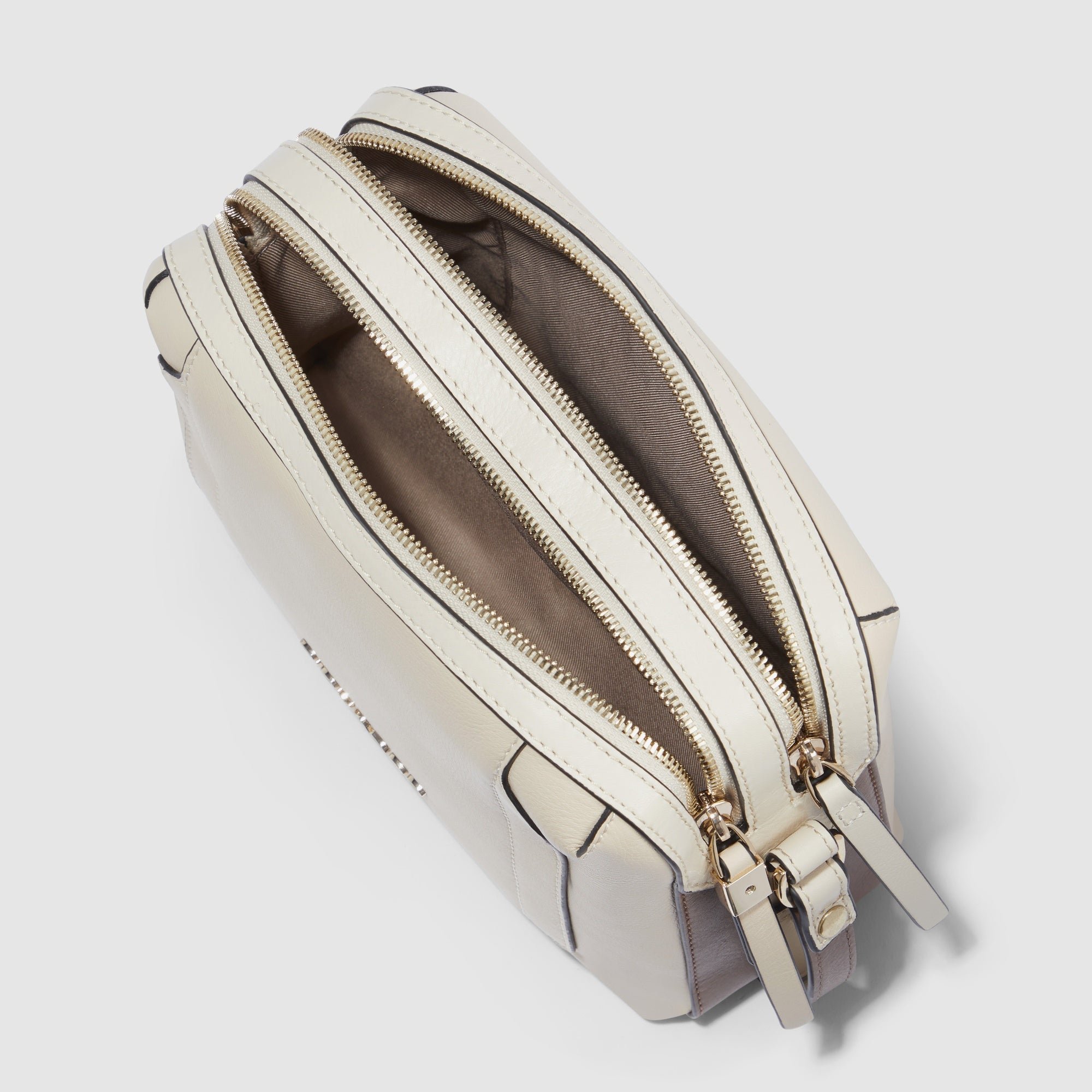 Women's shoulder bag model camera case in recycled fabric and leather Beige