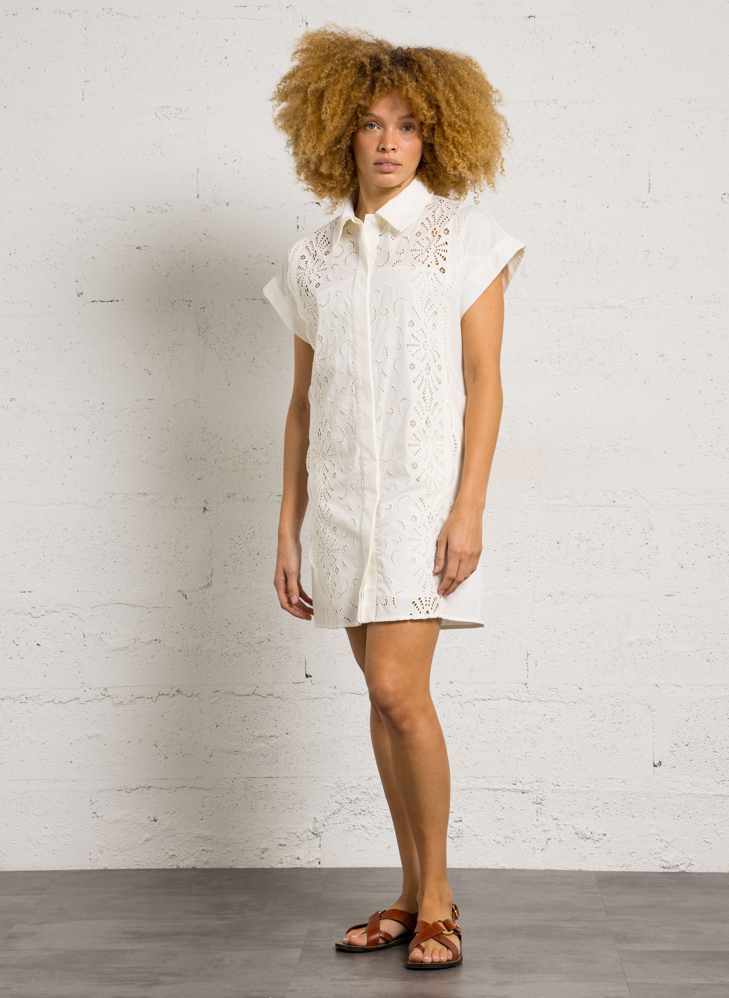 Robe courte brodée en coton SUNCOO Blanc