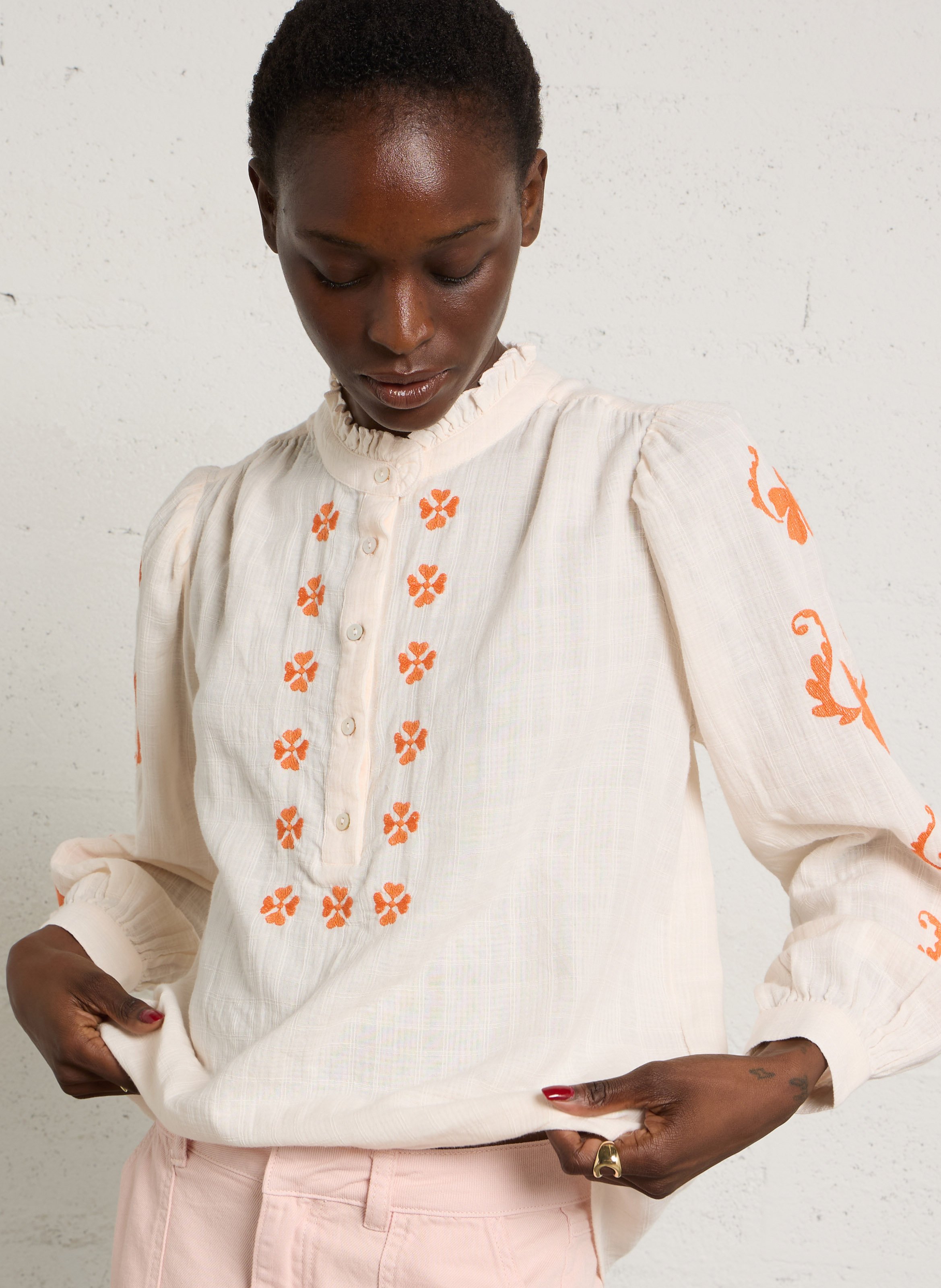 Rechte blouse met ronde hals van geborduurd katoen MAISON 123 Oranje