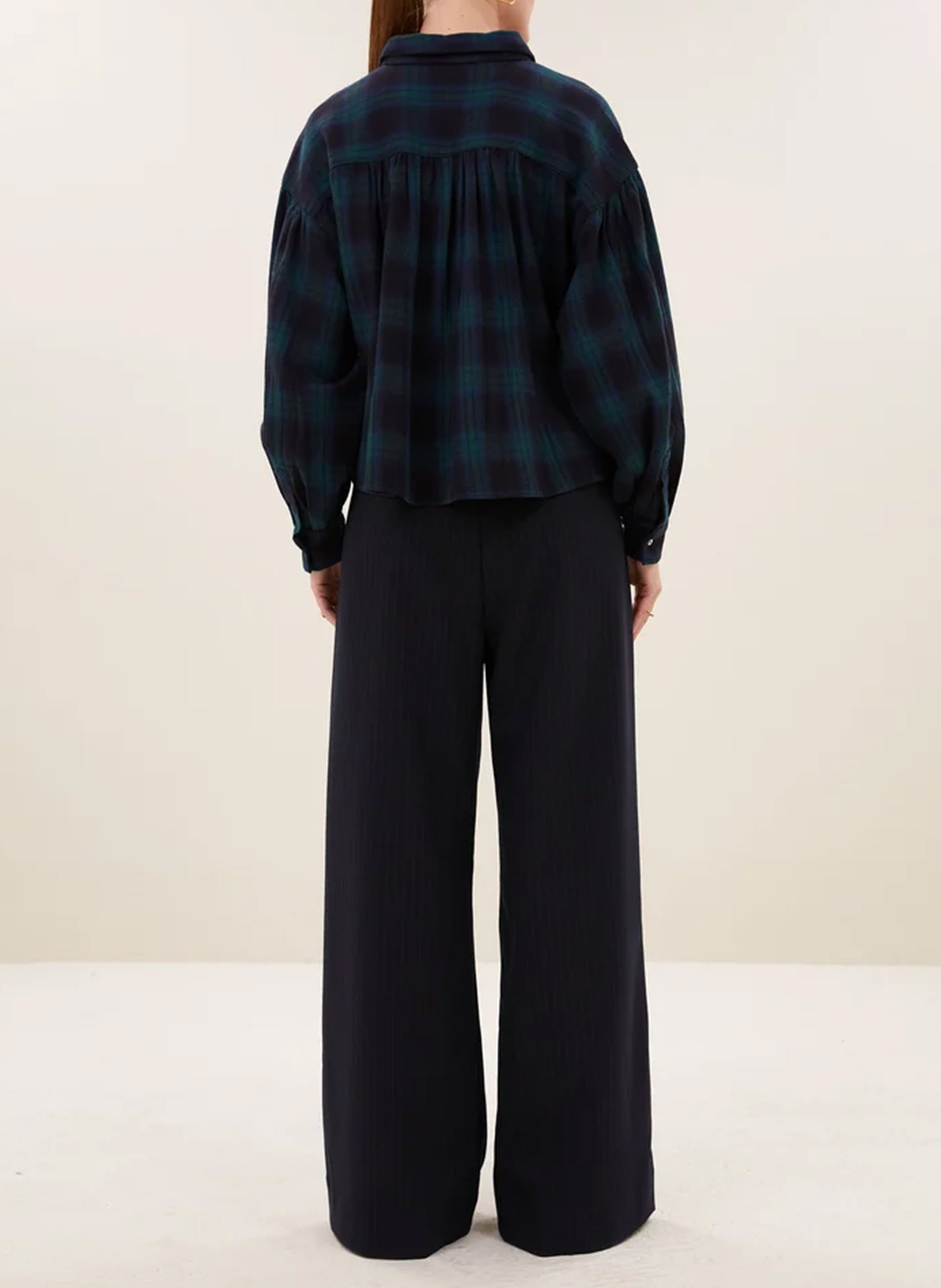 Rechte blouse met klassieke kraag in geruit biologisch katoen BY BAR Groen