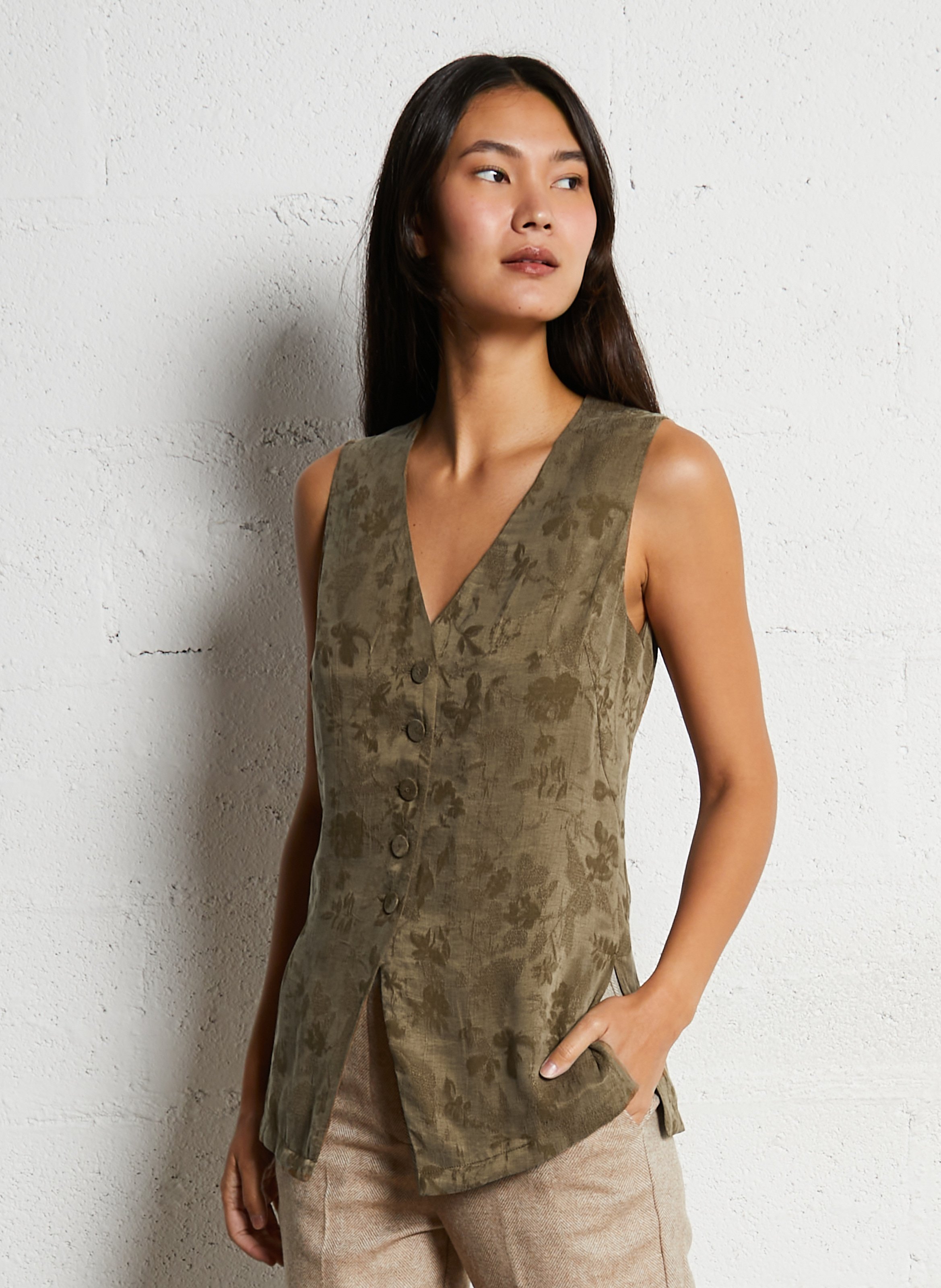 Gilet jacquard cintré col V  MOMONI Vert